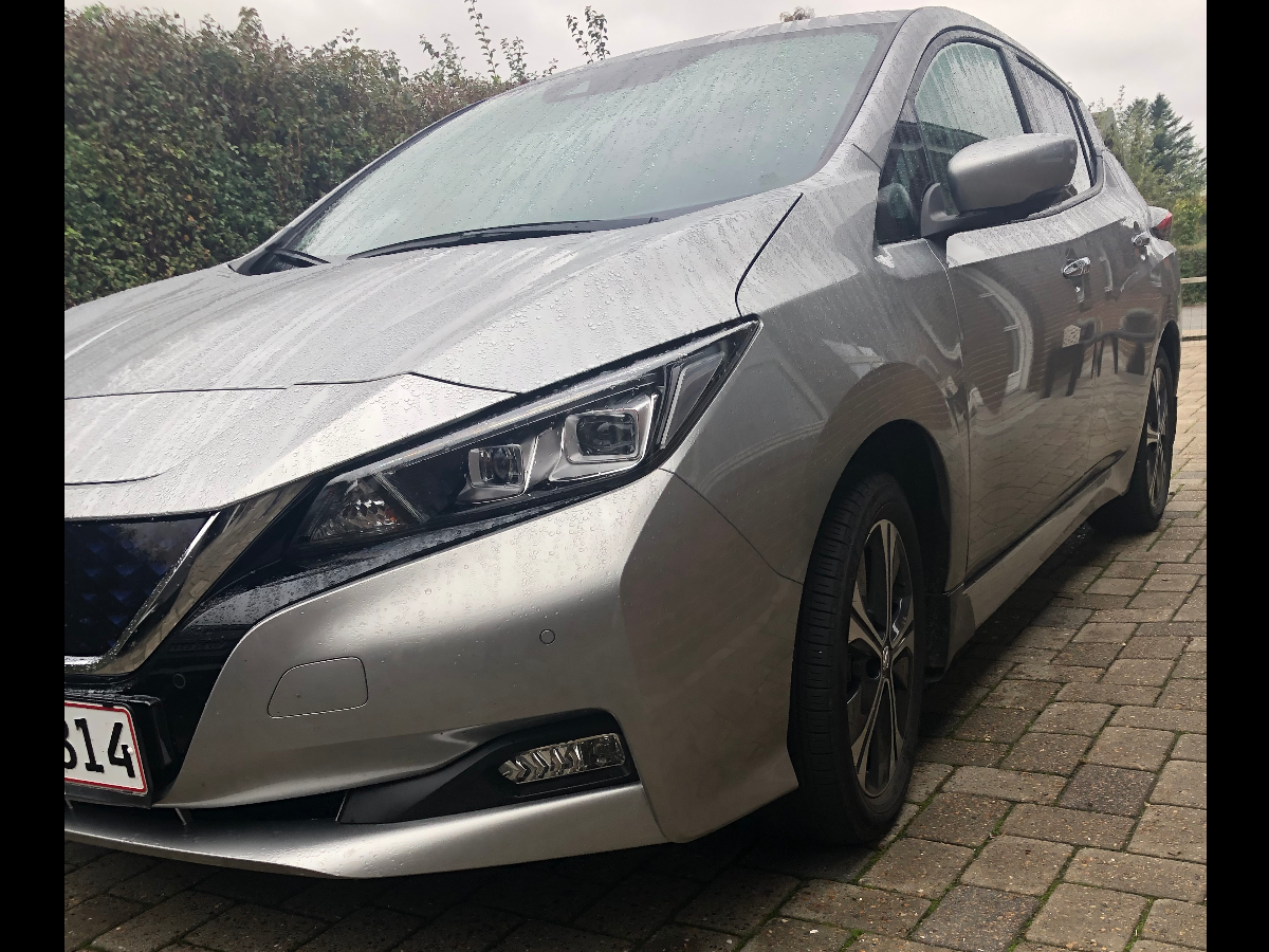 NISSAN Leaf 1