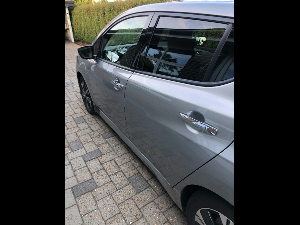 NISSAN Leaf Thumbnail 4
