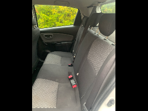 TOYOTA Yaris Thumbnail 9