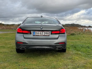 BMW 530e 5-Serie Thumbnail 1