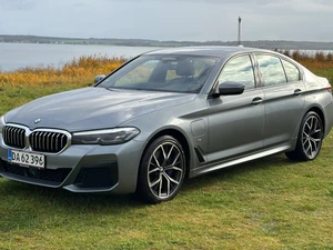 BMW 530e 5-Serie Thumbnail 6