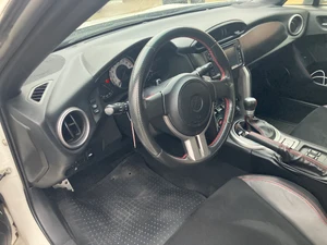 TOYOTA Gt86 Thumbnail 4