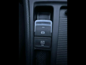 VOLKSWAGEN Golf Thumbnail 12