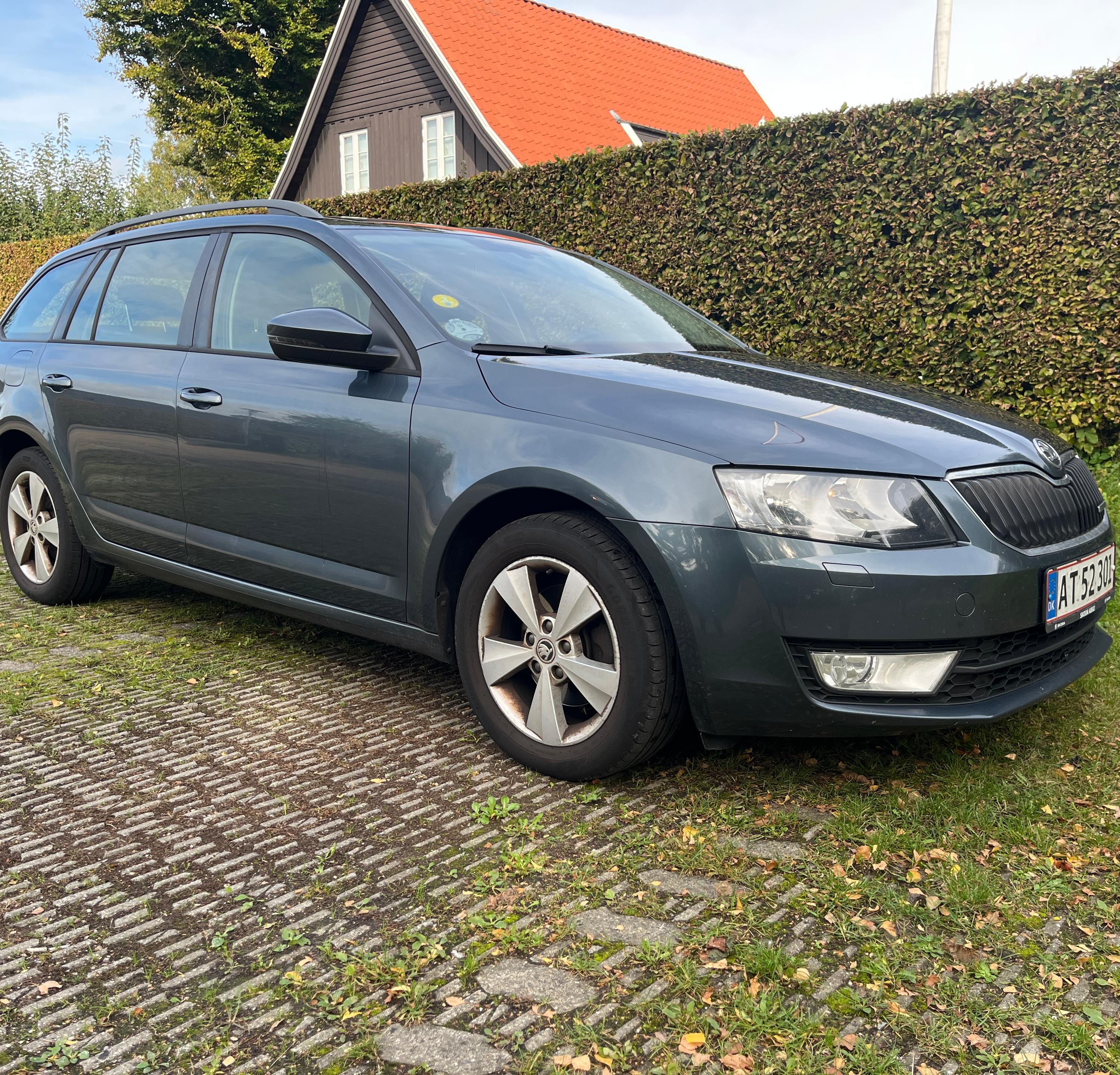 SKODA Octavia Combi