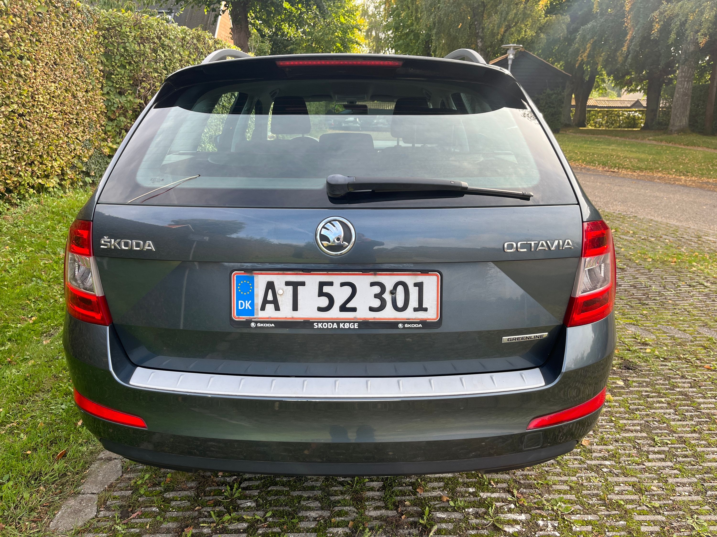 SKODA Octavia Combi Thumbnail 5