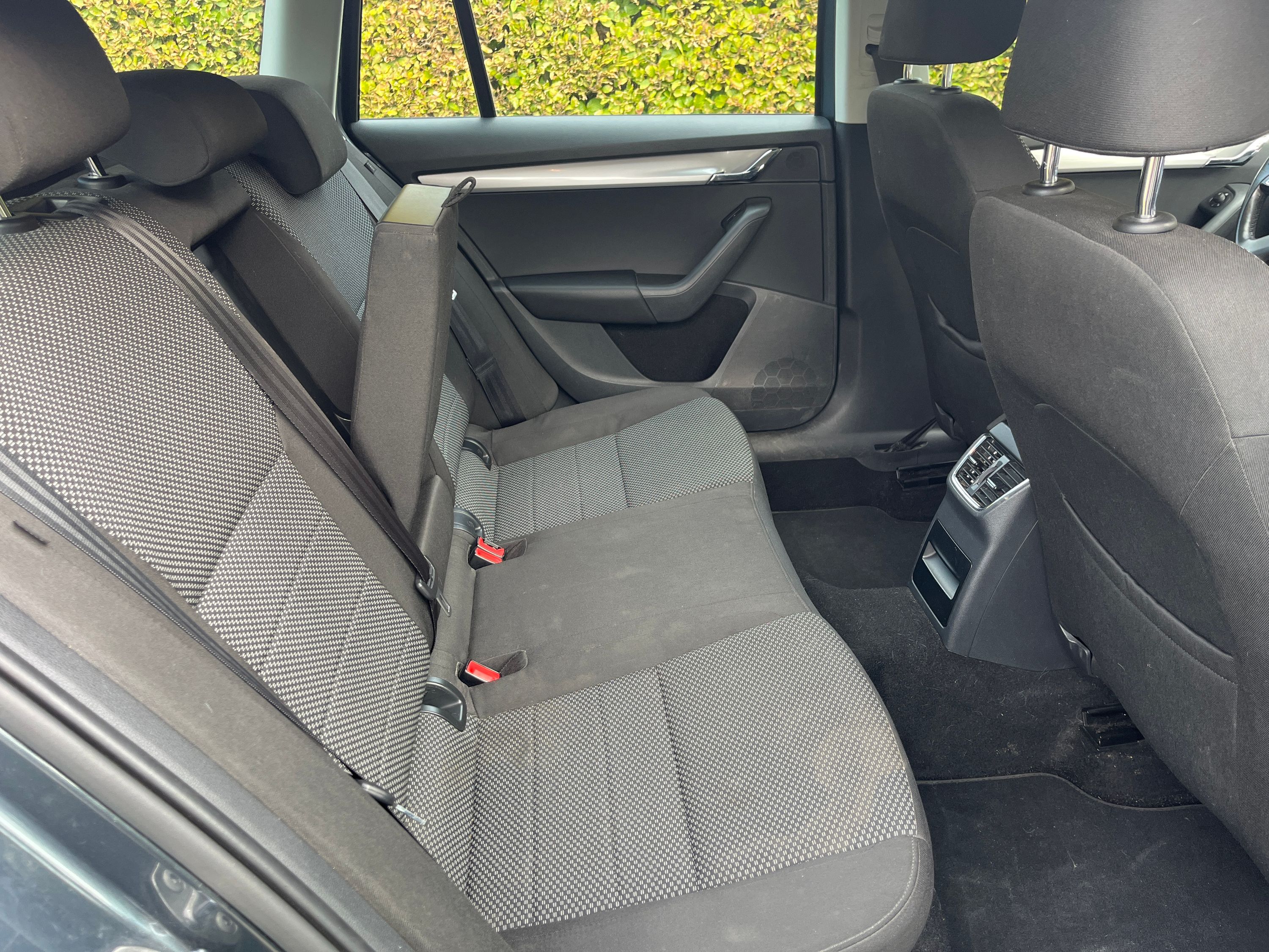 SKODA Octavia Combi Thumbnail 6