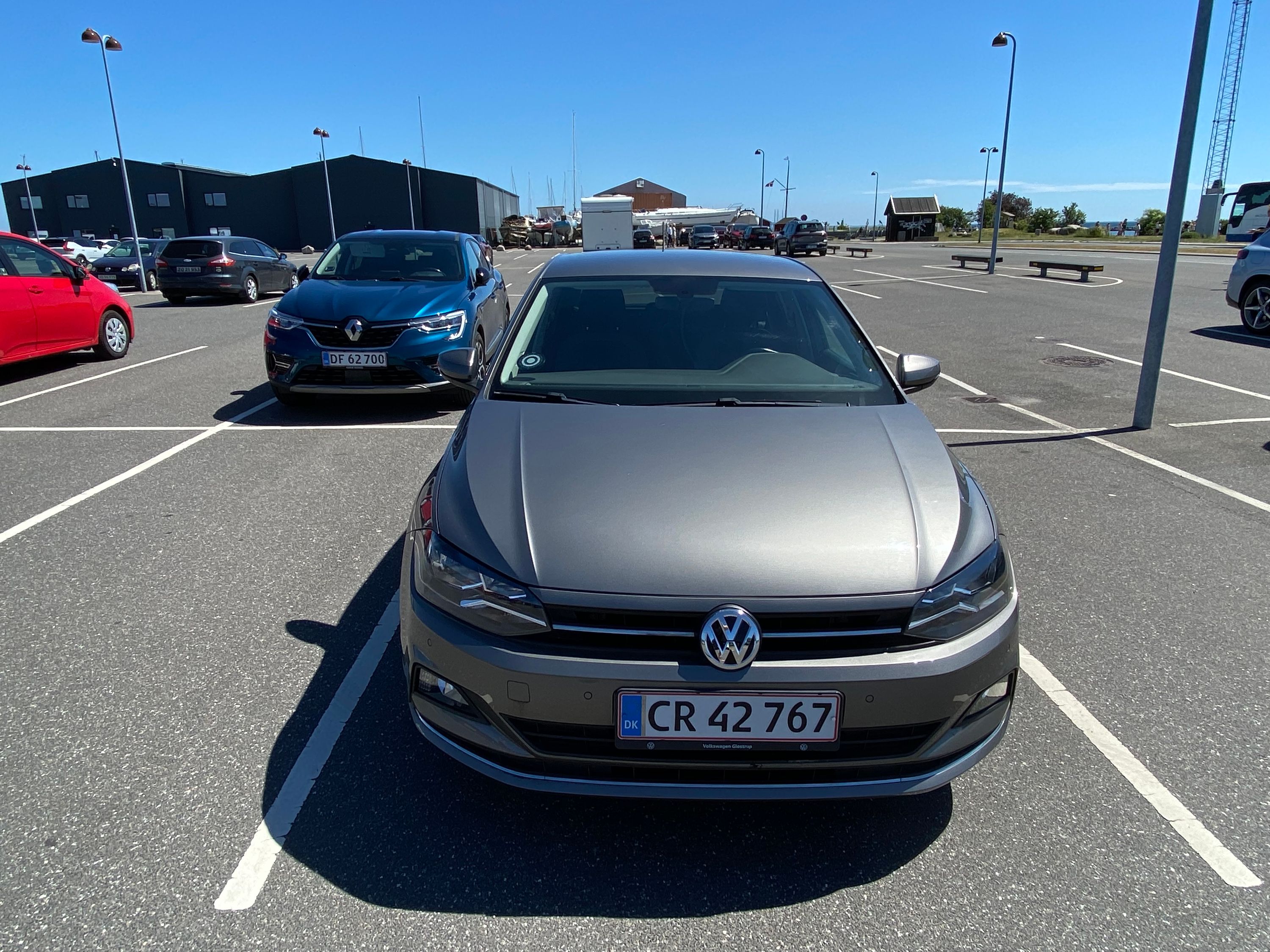 VOLKSWAGEN Polo Thumbnail 3