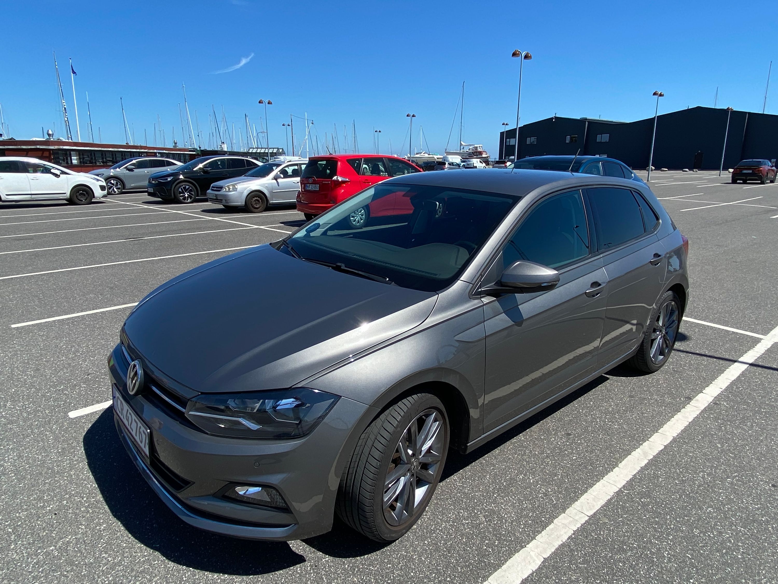 VOLKSWAGEN Polo 1
