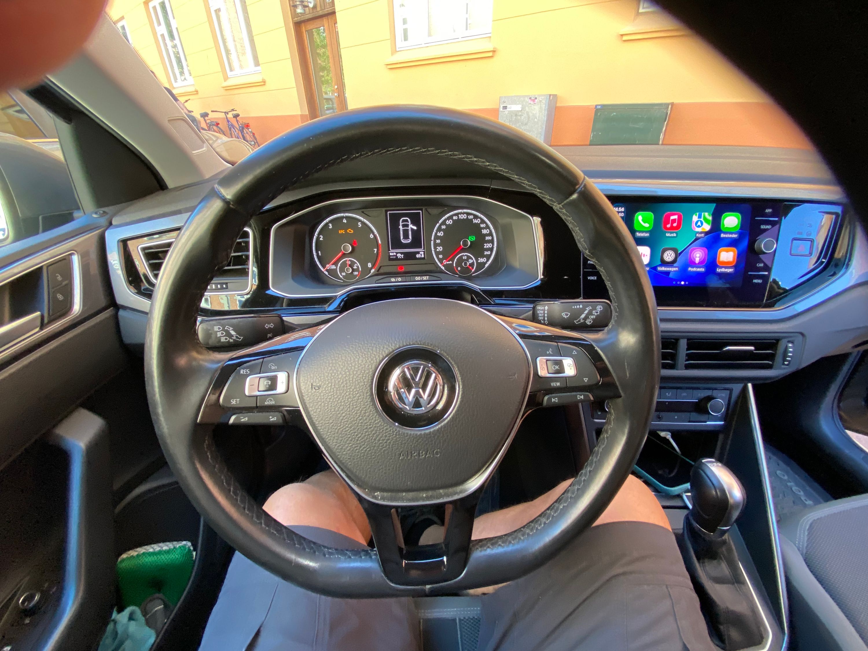 VOLKSWAGEN Polo Thumbnail 10