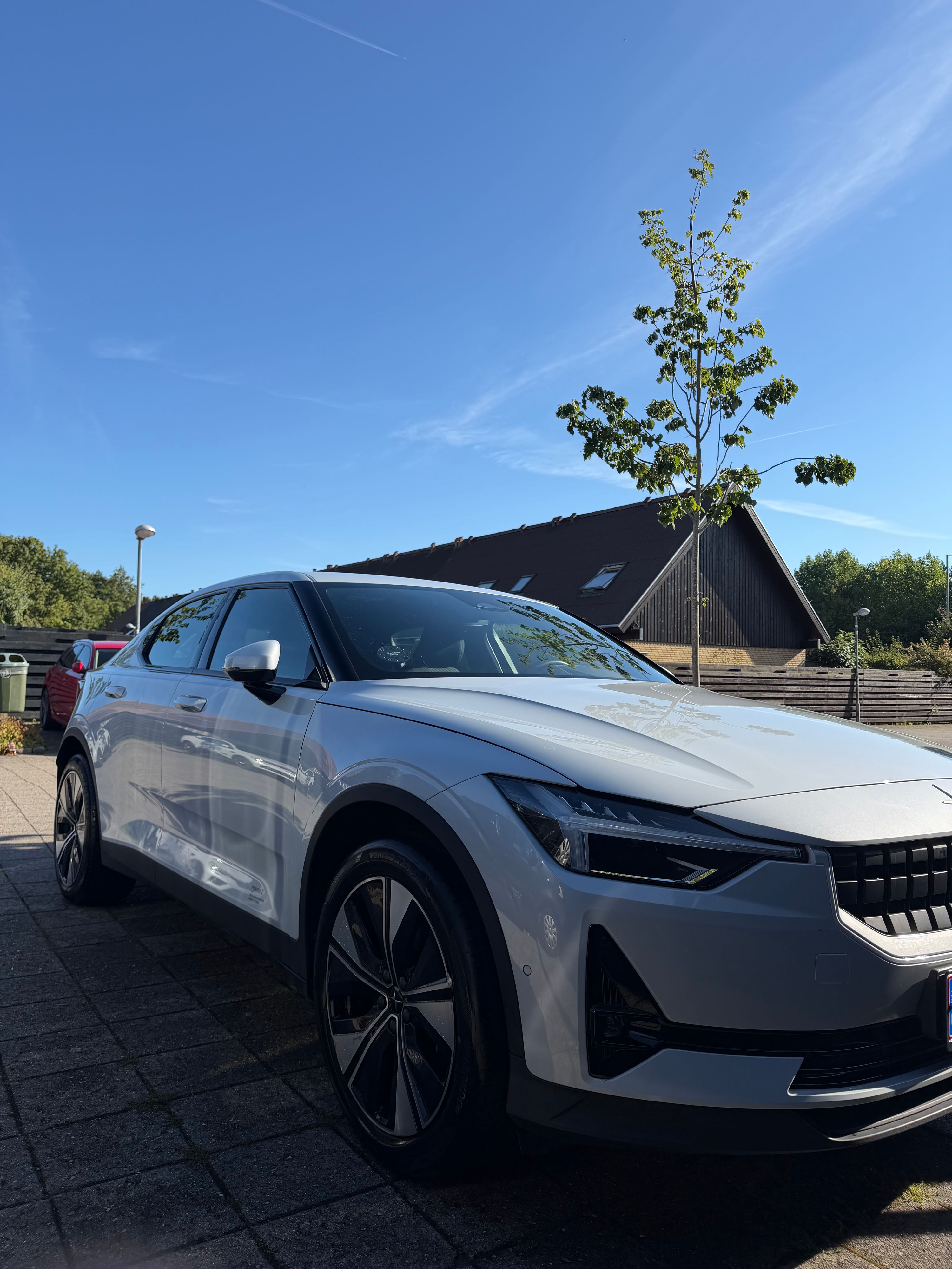 Polestar 2 Thumbnail 4