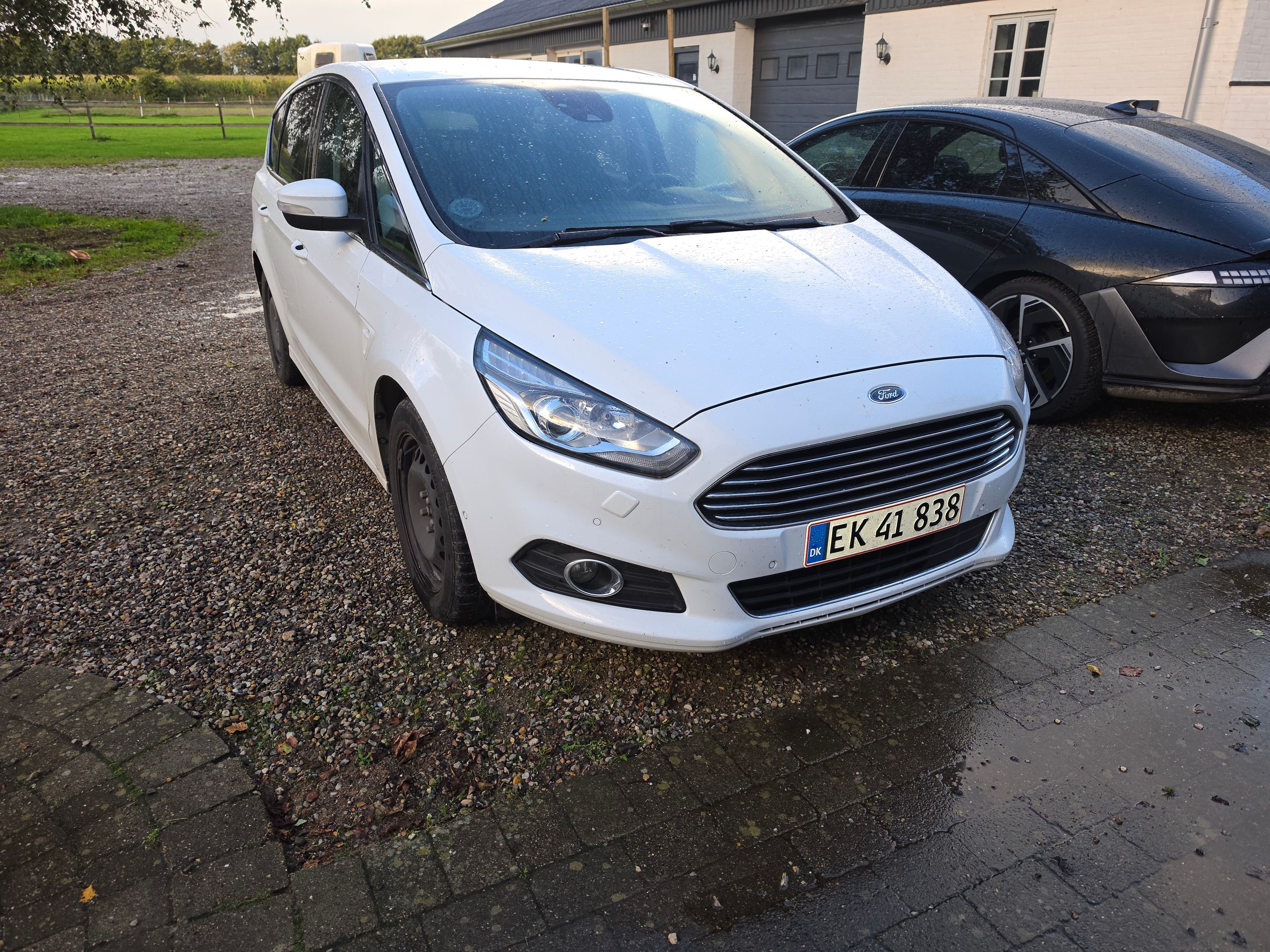 FORD S-Max Thumbnail 4