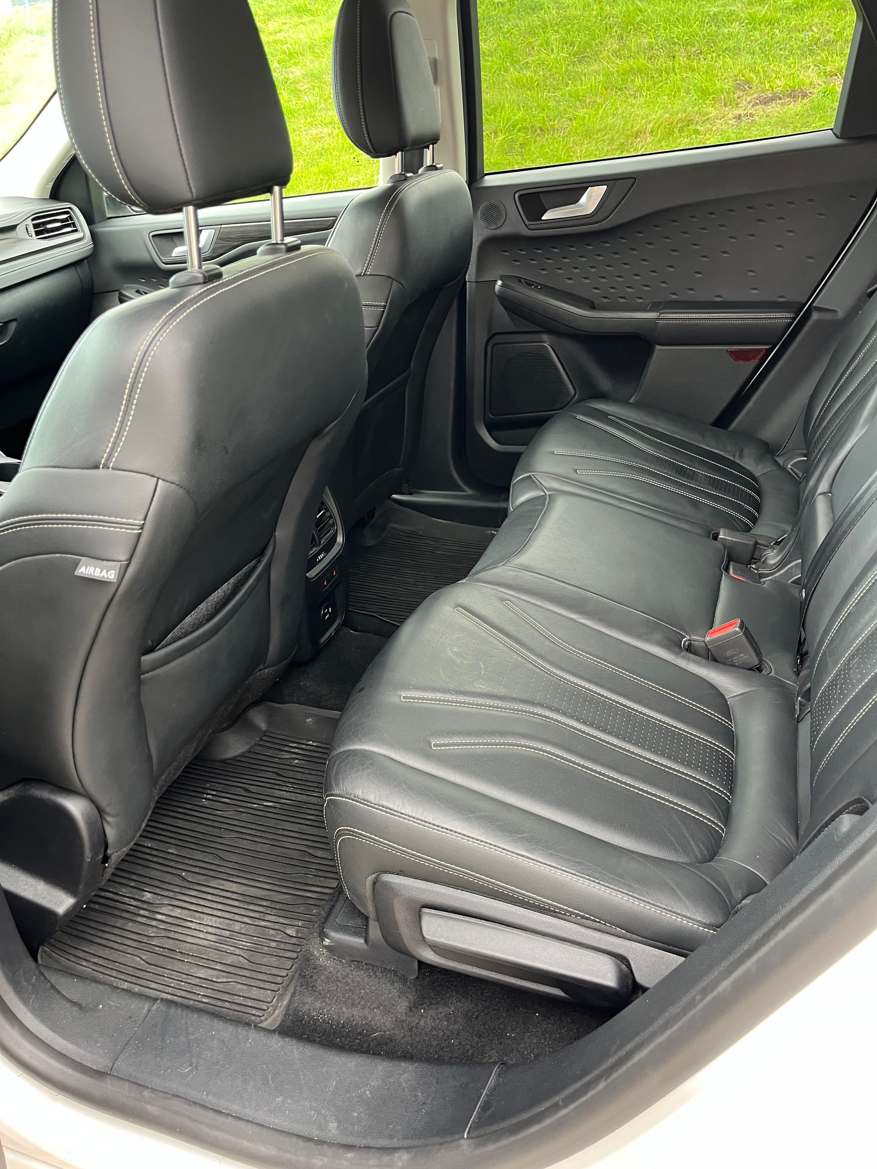 FORD Kuga Thumbnail 2