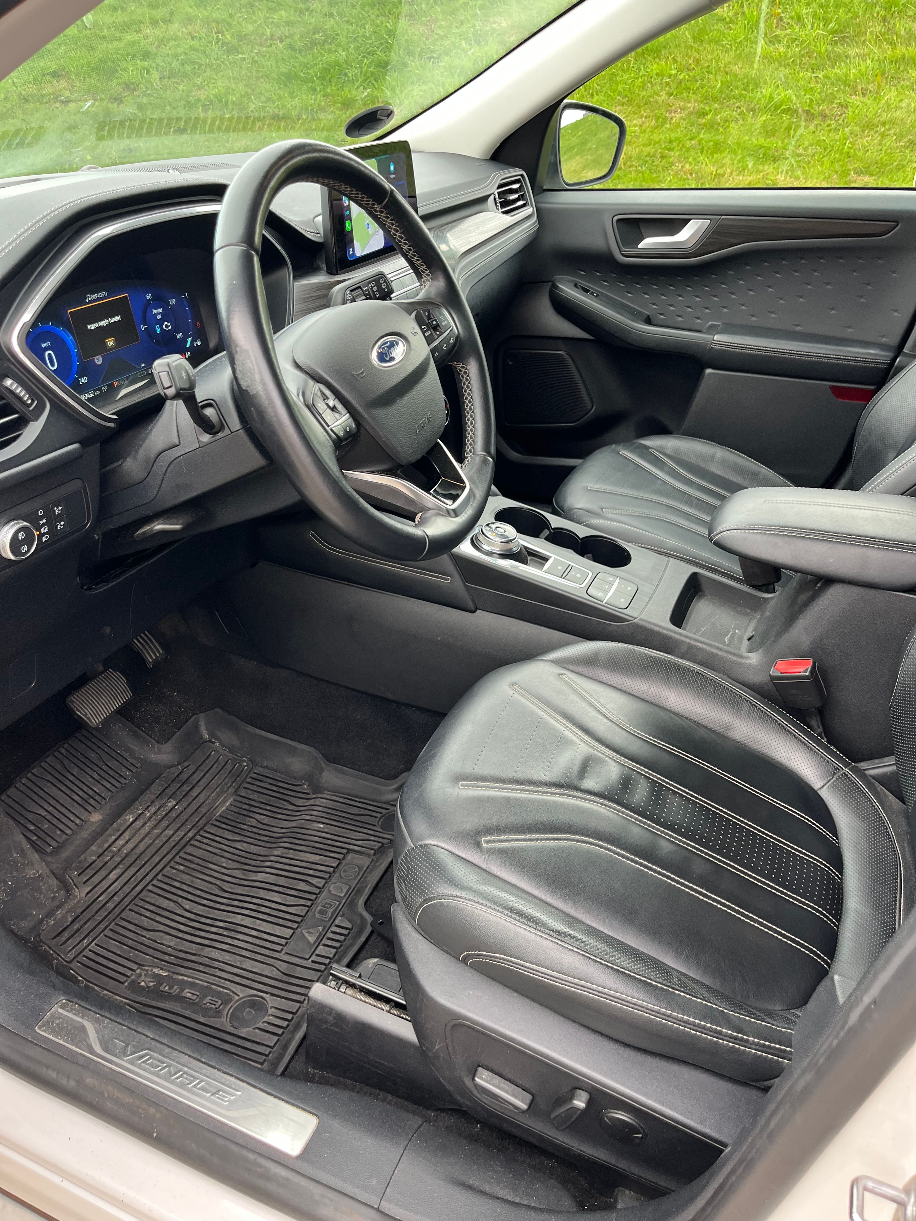 FORD Kuga Thumbnail 11