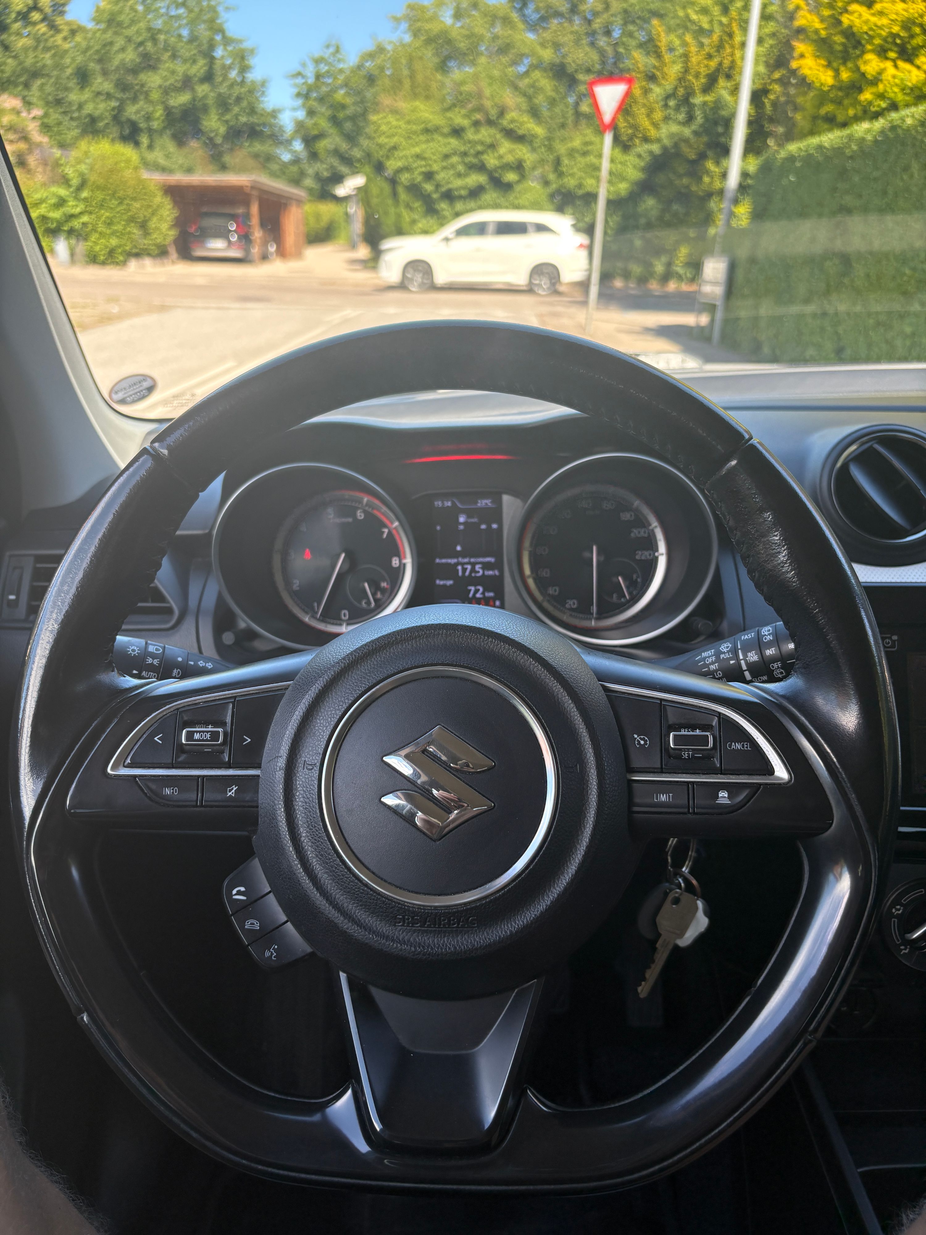 SUZUKI Swift Thumbnail 6