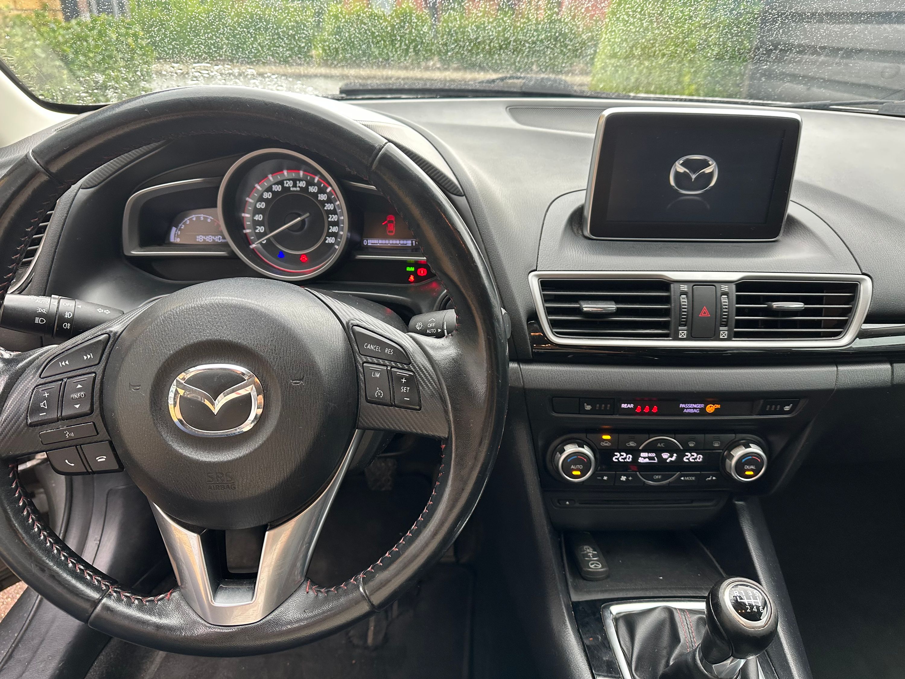 MAZDA 3 Thumbnail 9