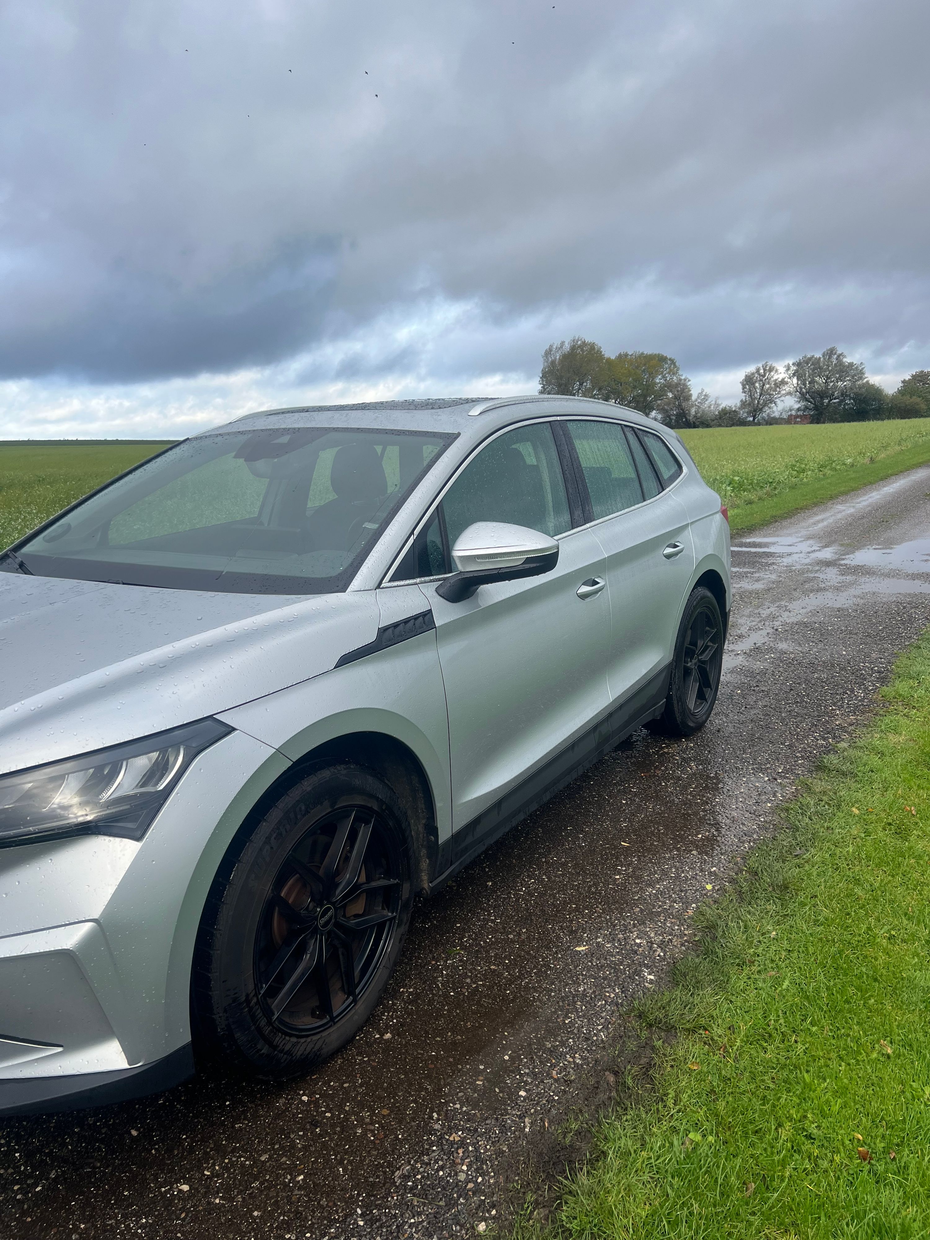 SKODA Enyaq 1