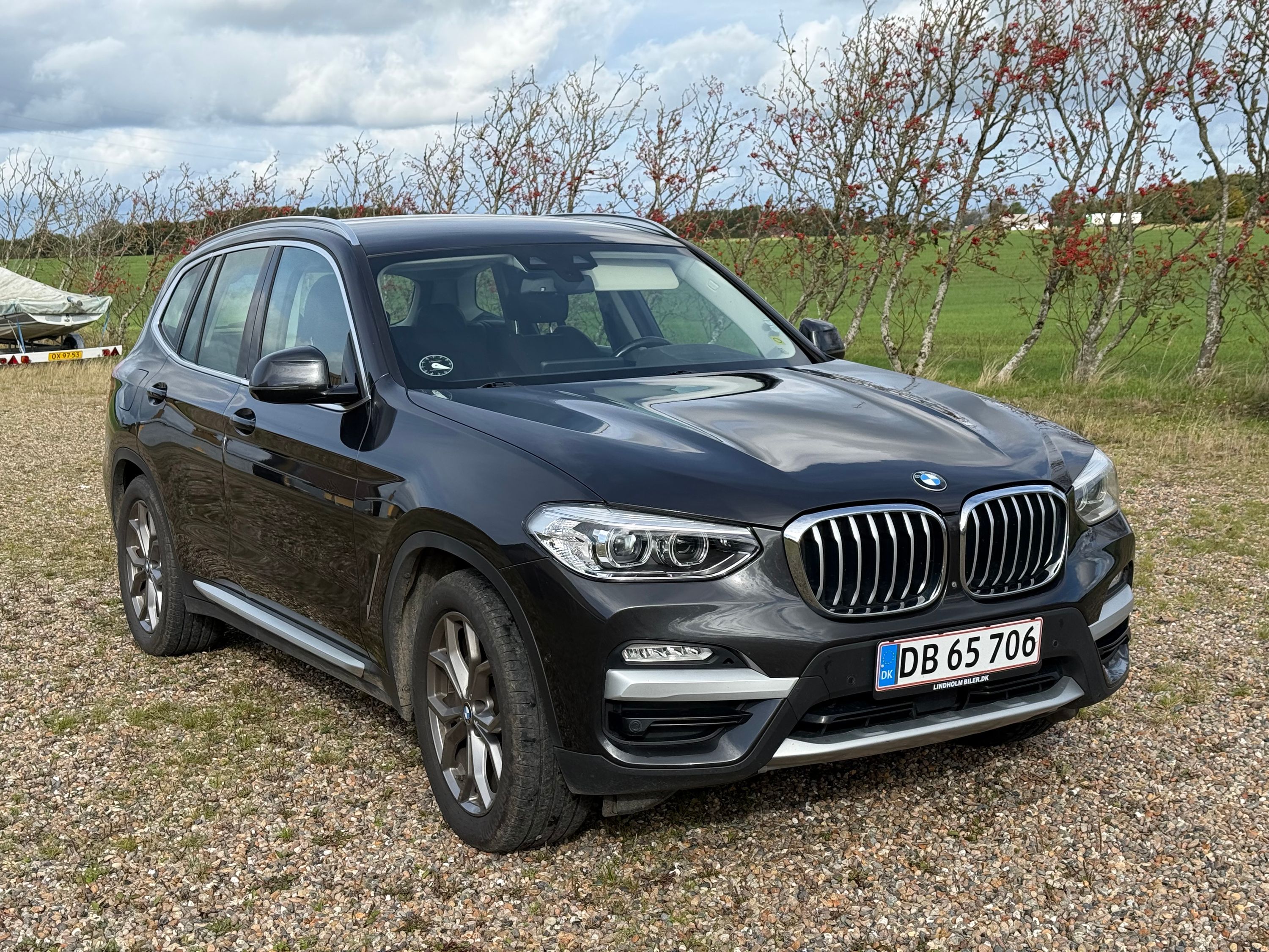 BMW X3 Thumbnail 1