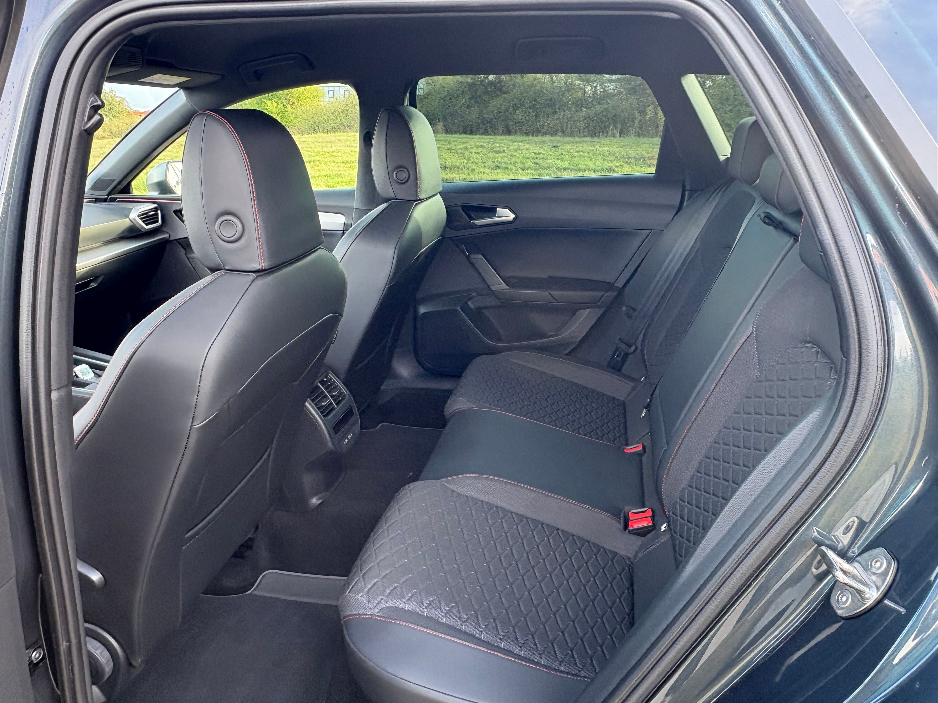 SEAT Leon Thumbnail 8