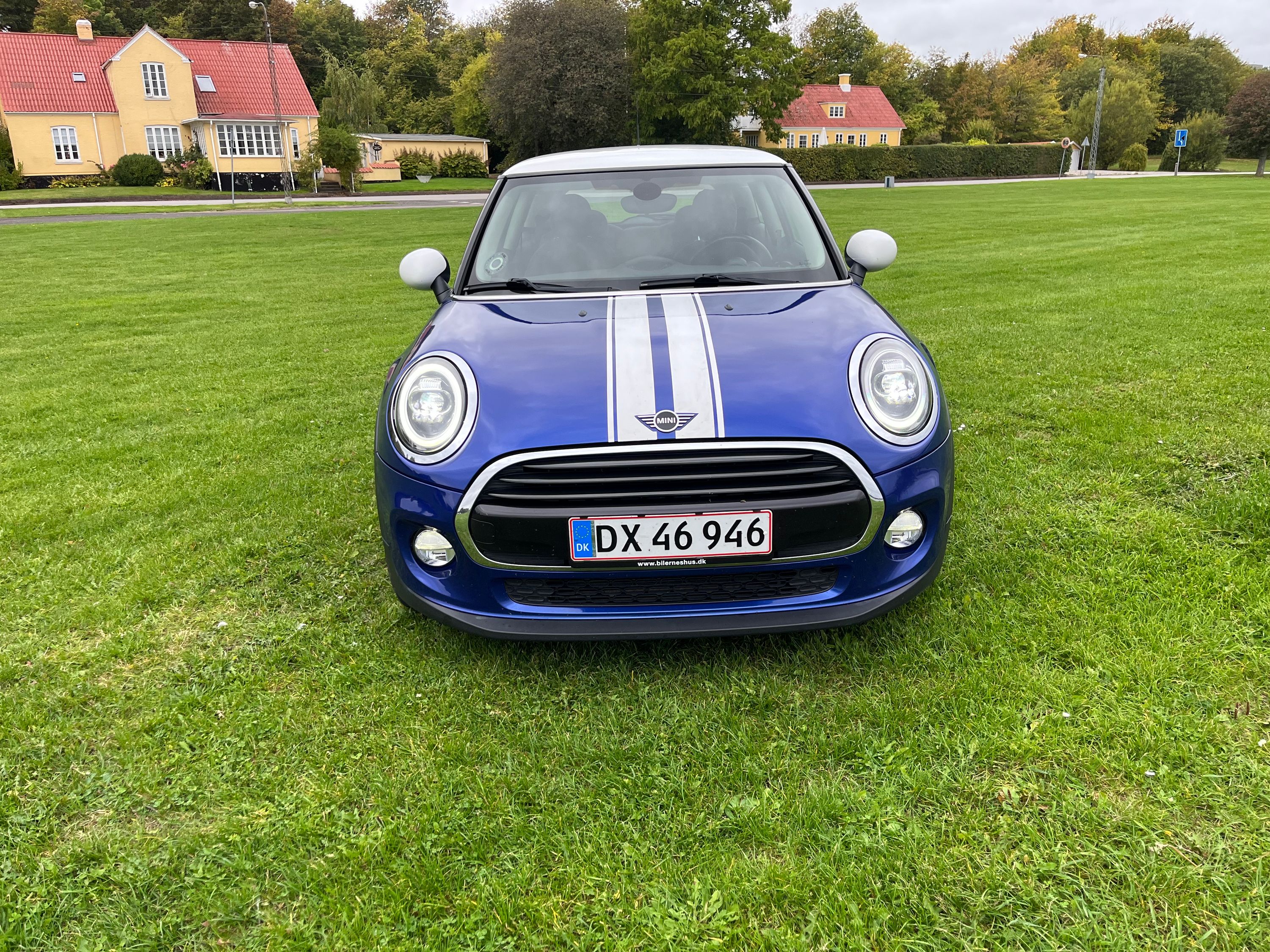 MINI Cooper Thumbnail 10