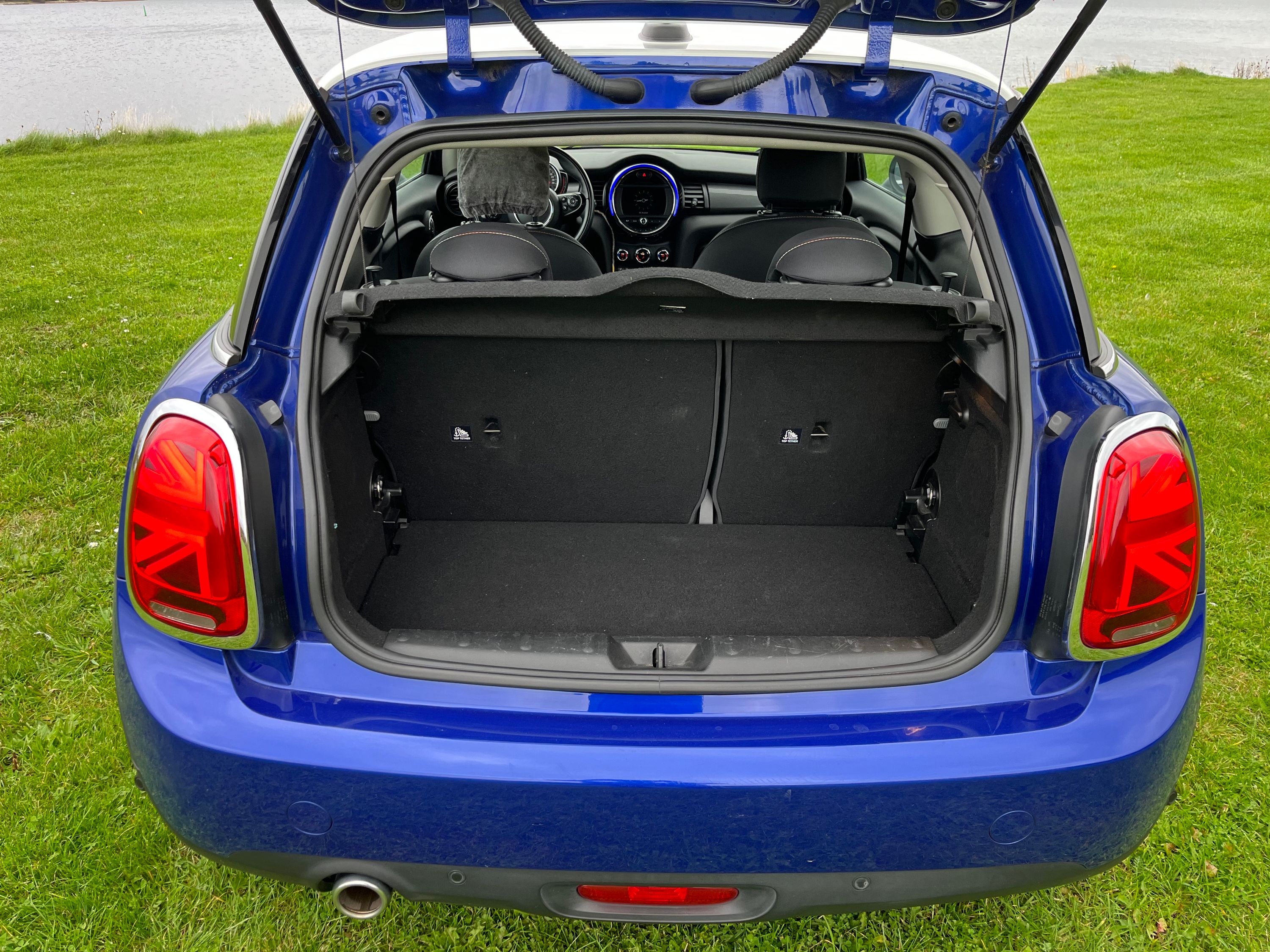 MINI Cooper Thumbnail 5