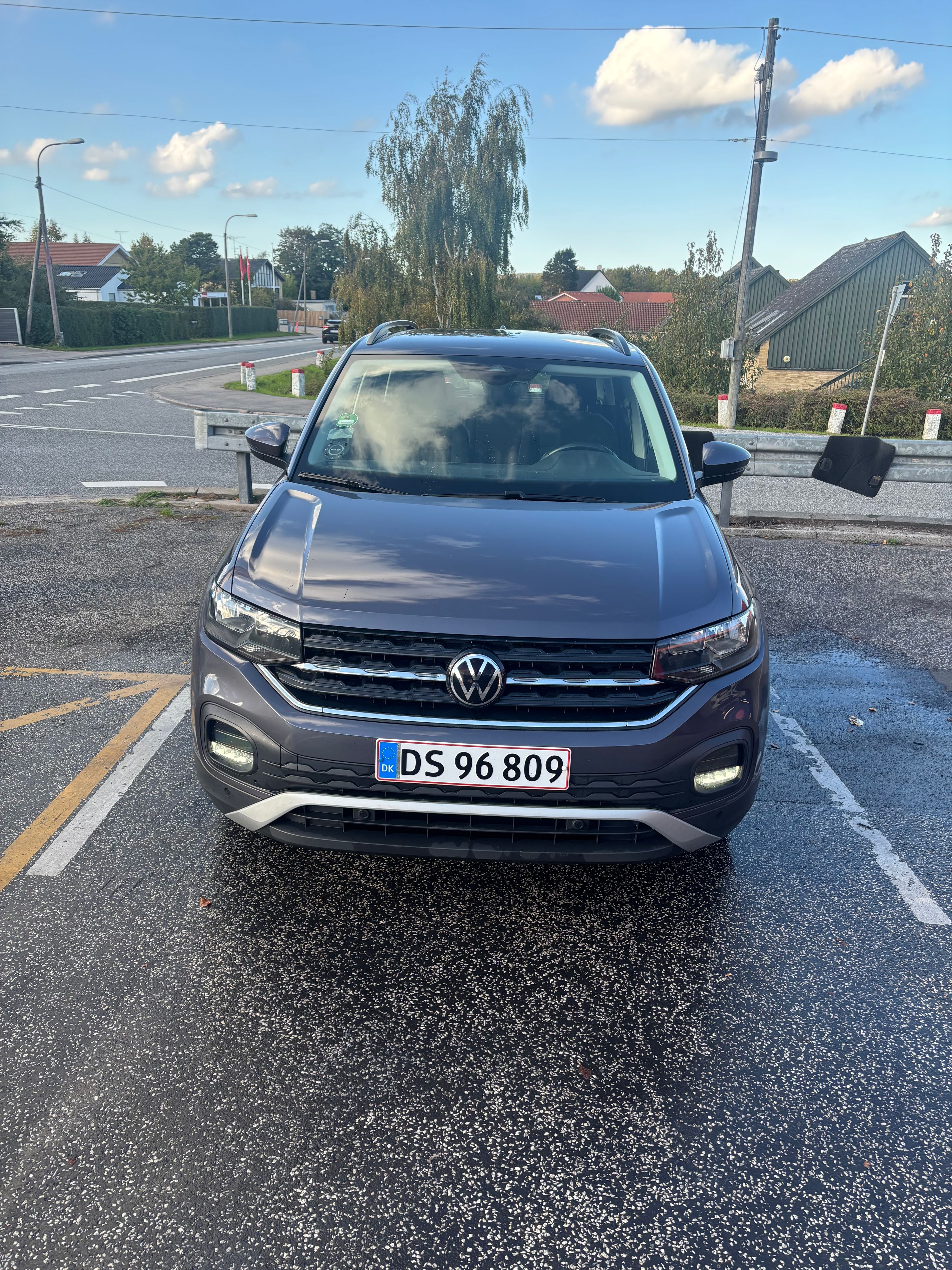 VOLKSWAGEN T-Cross 1