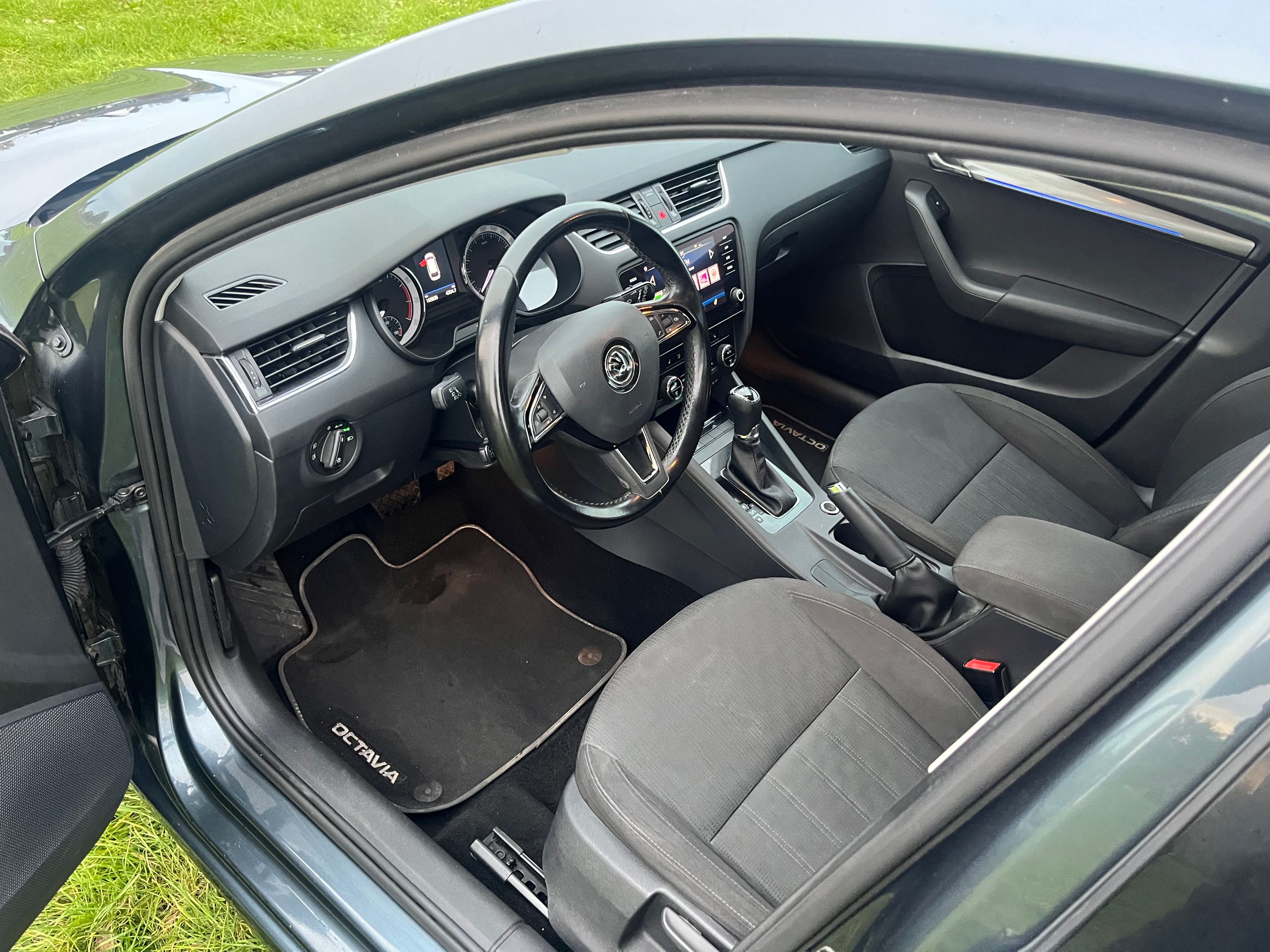 SKODA Octavia Thumbnail 8
