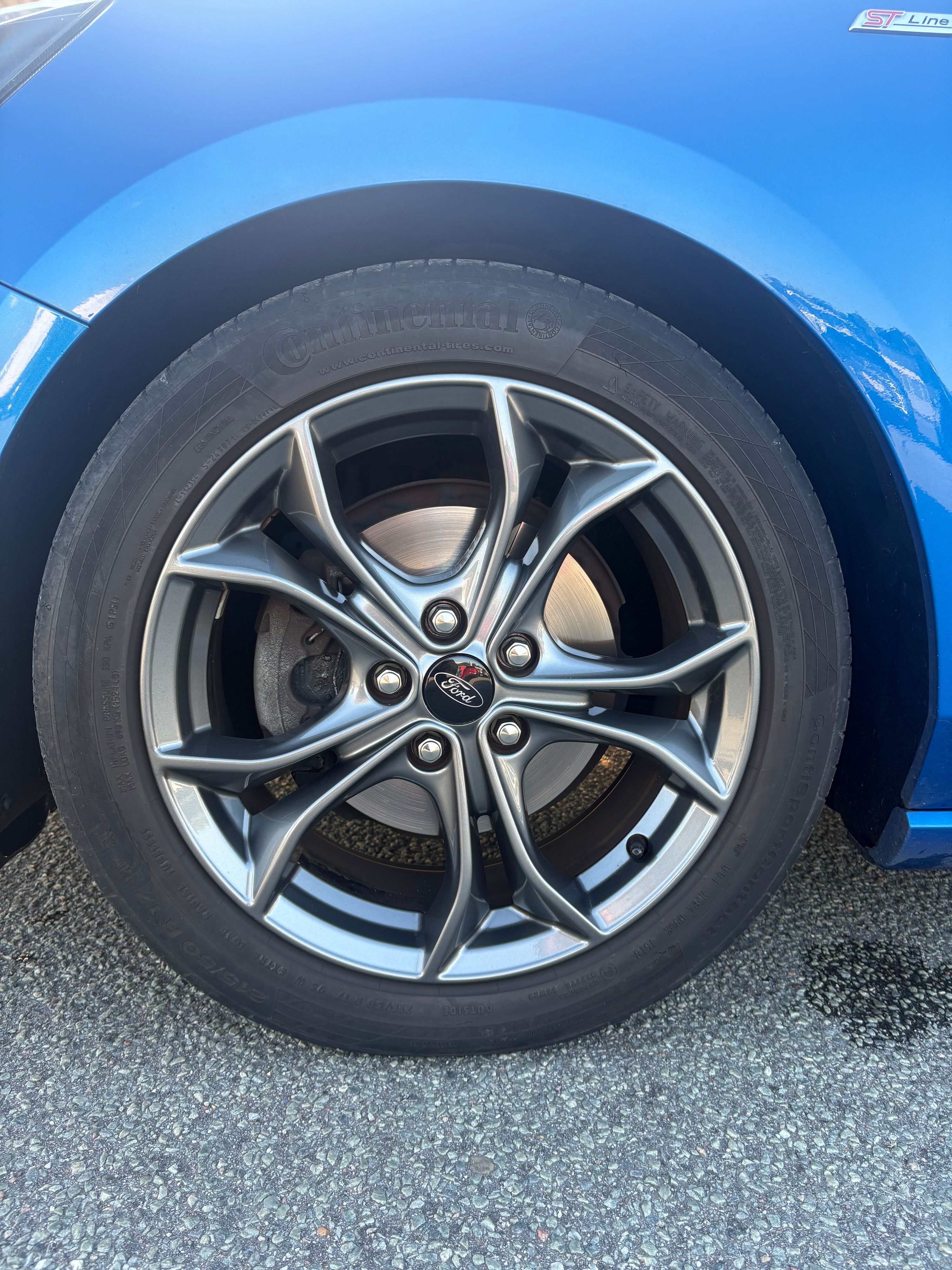 FORD Focus Thumbnail 3