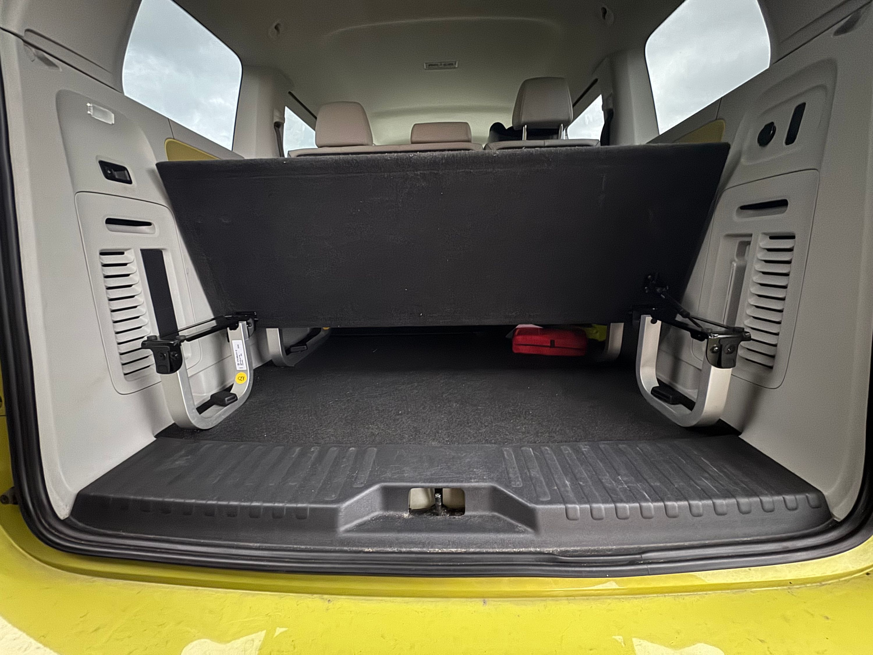 VOLKSWAGEN Id Buzz  Thumbnail 14