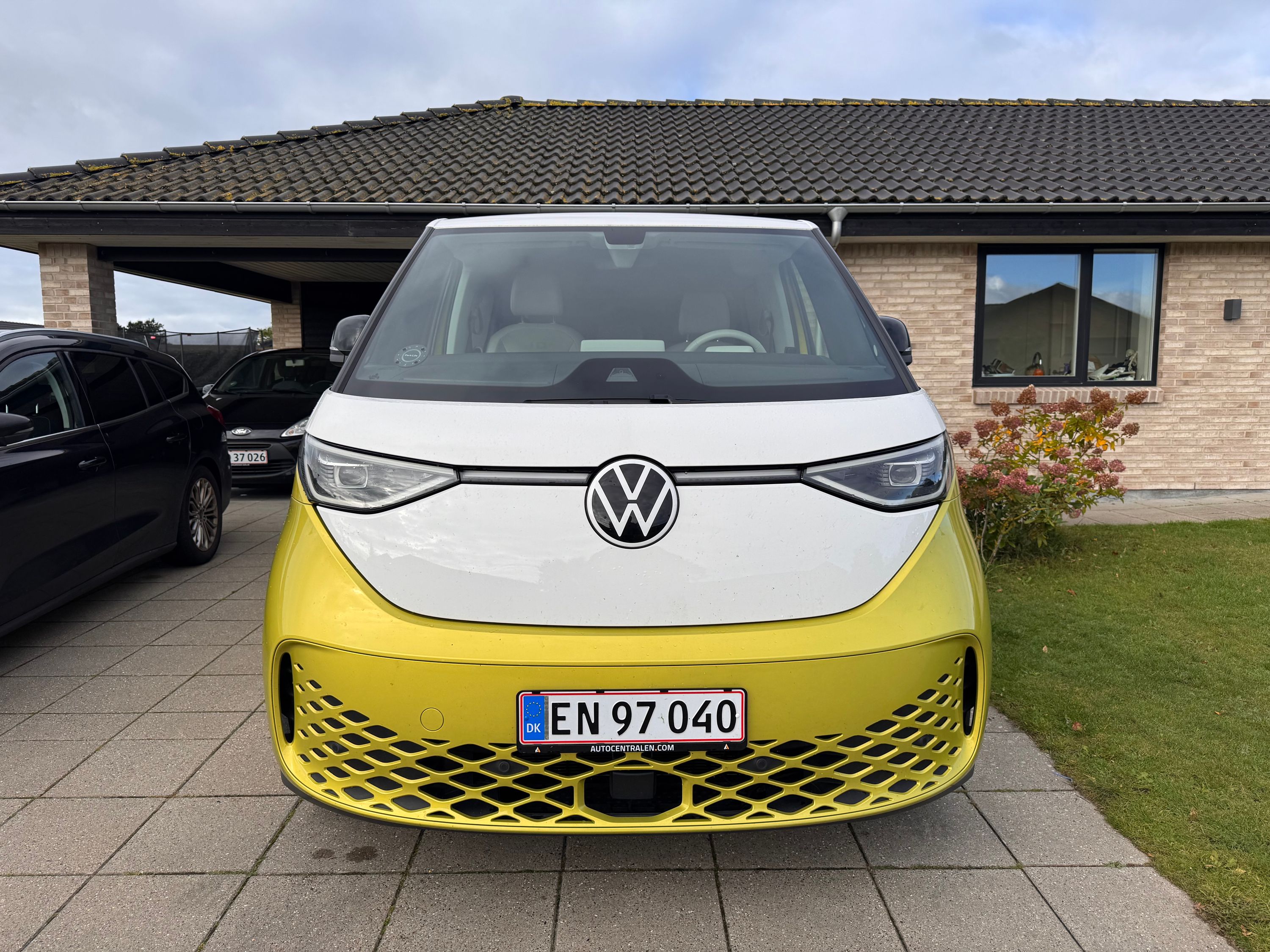 VOLKSWAGEN Id Buzz  Thumbnail 6