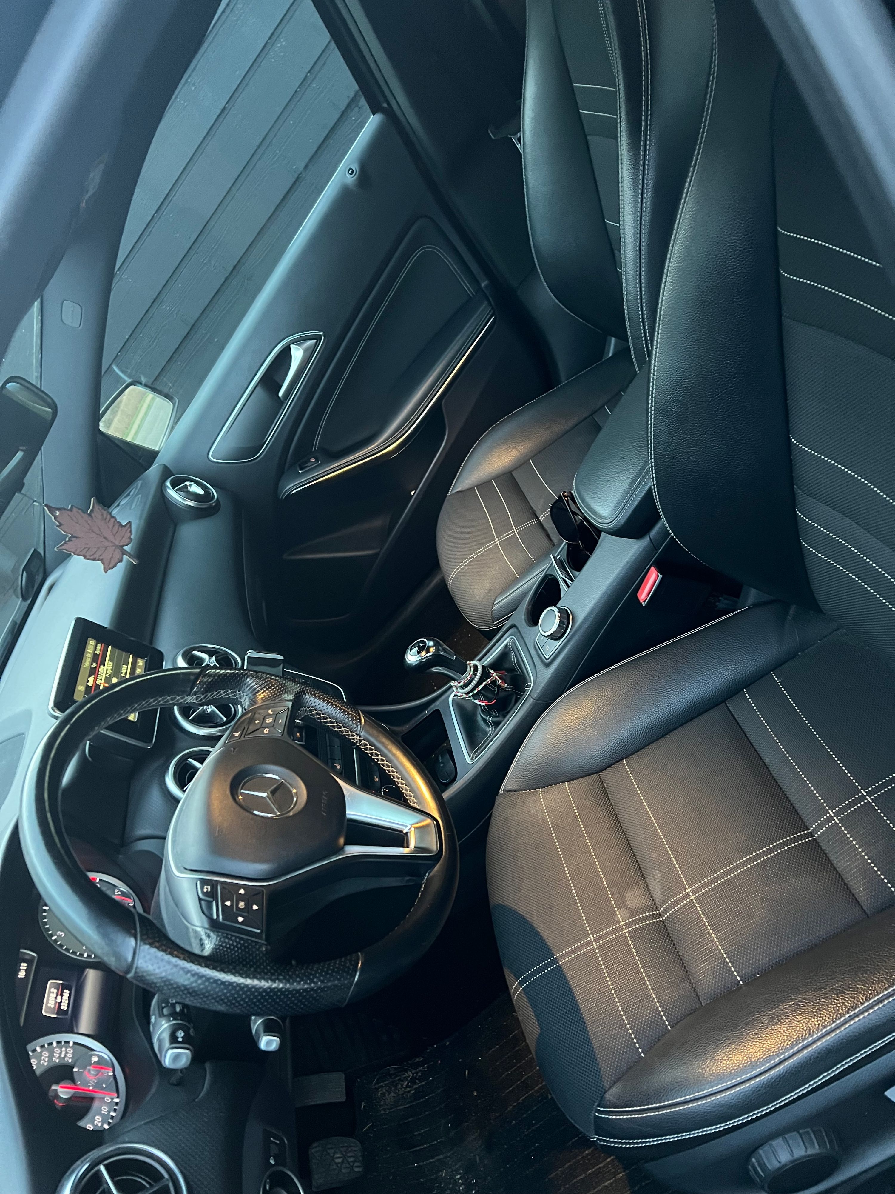 MERCEDES-BENZ A-Klasse Thumbnail 4