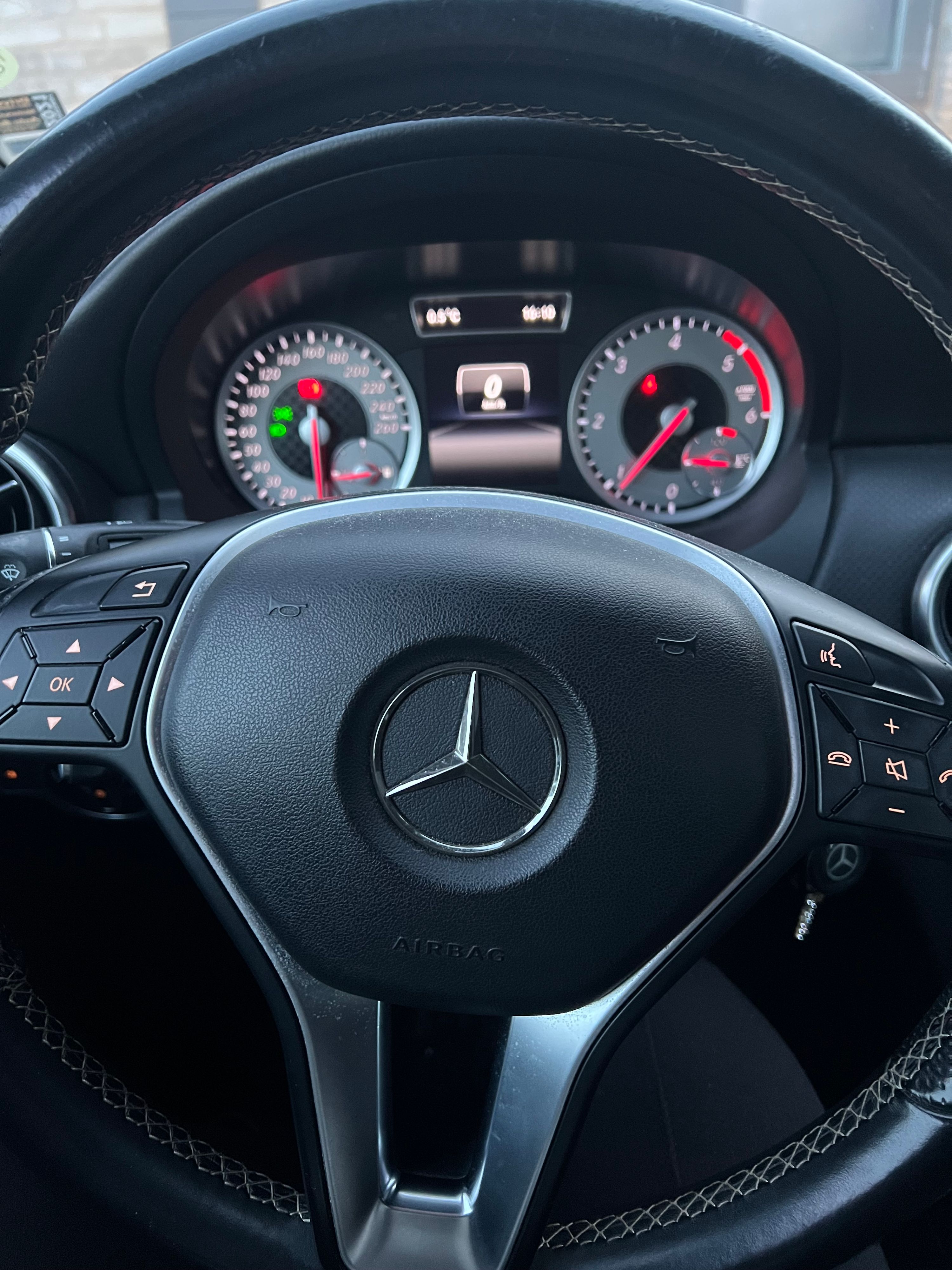 MERCEDES-BENZ A-Klasse Thumbnail 2