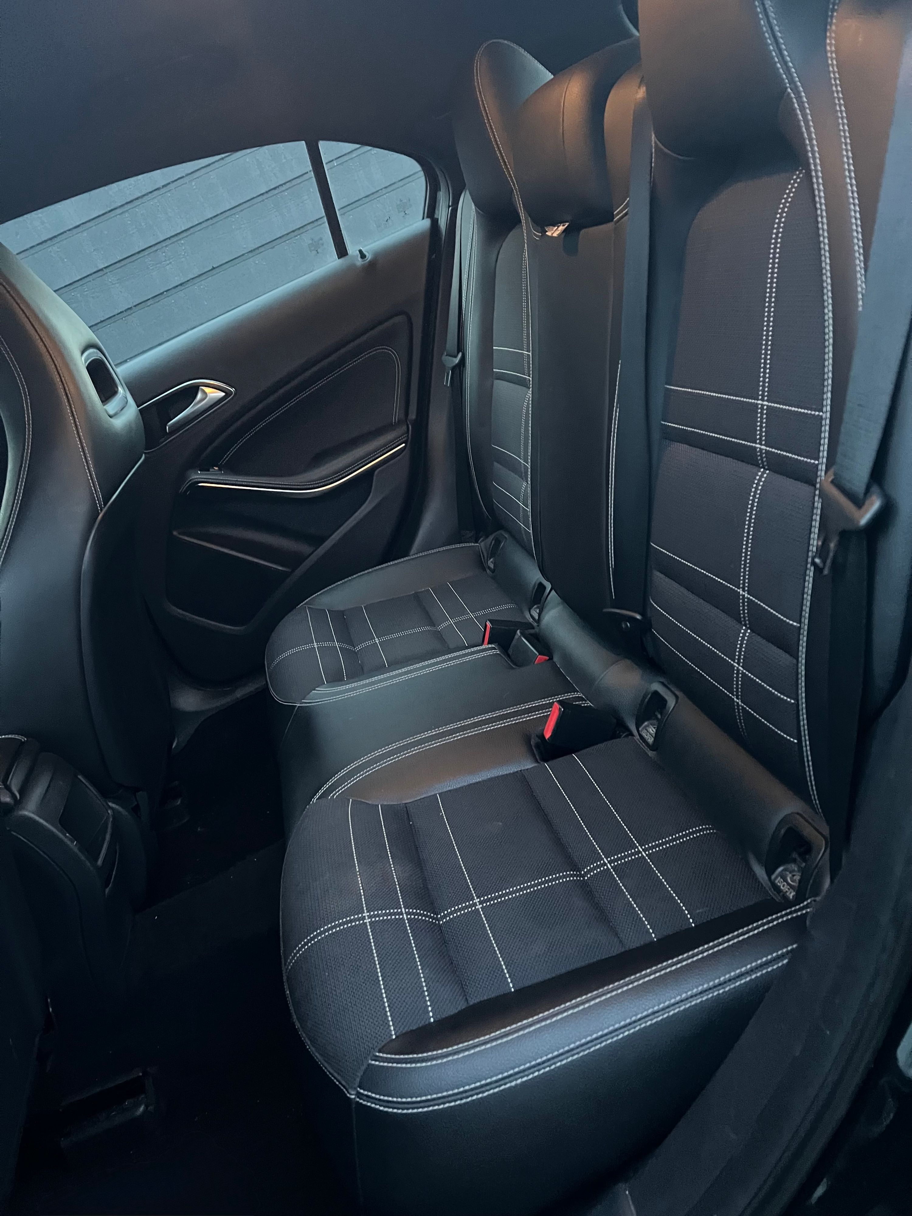 MERCEDES-BENZ A-Klasse Thumbnail 9