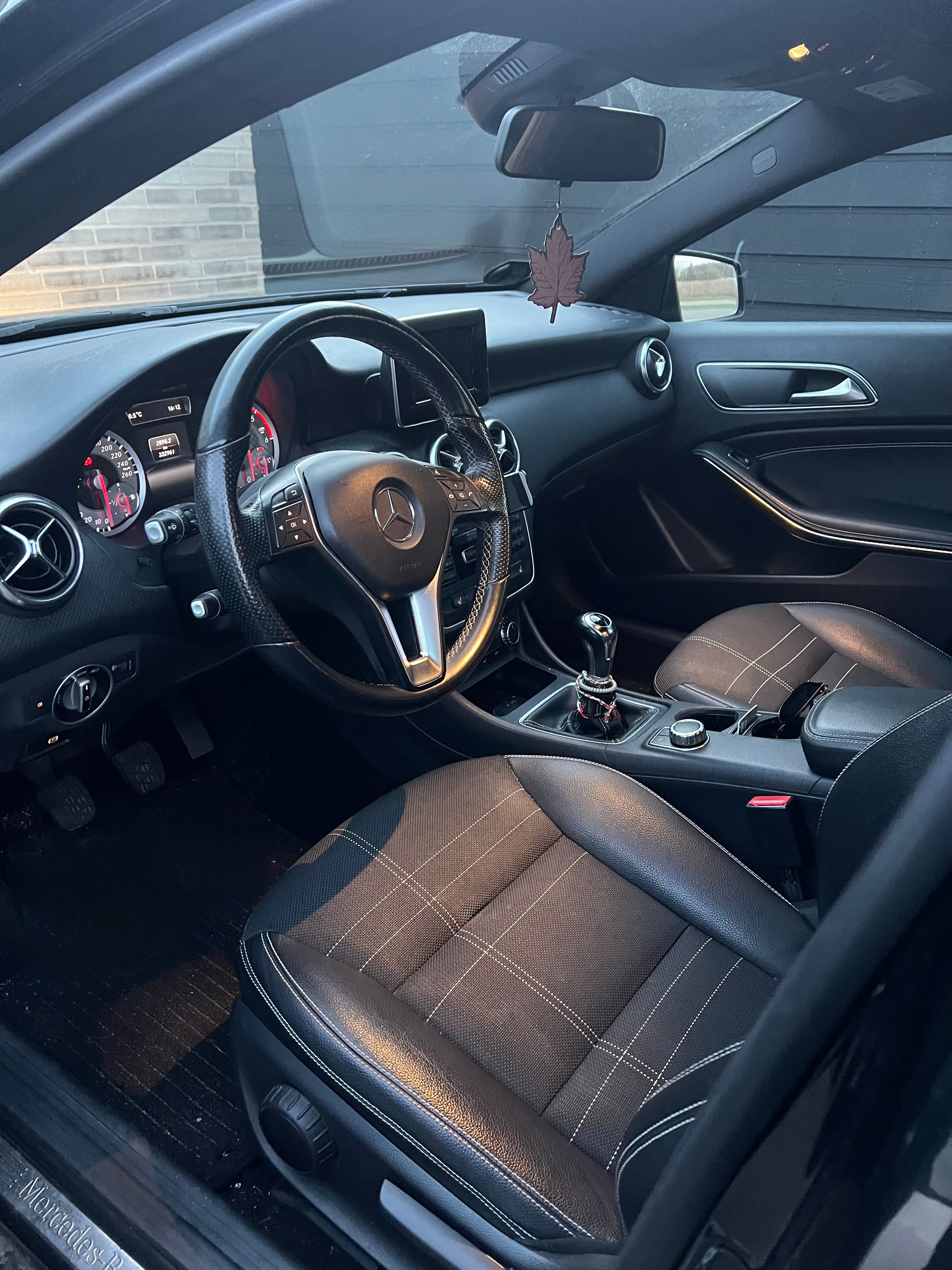 MERCEDES-BENZ A-Klasse Thumbnail 10