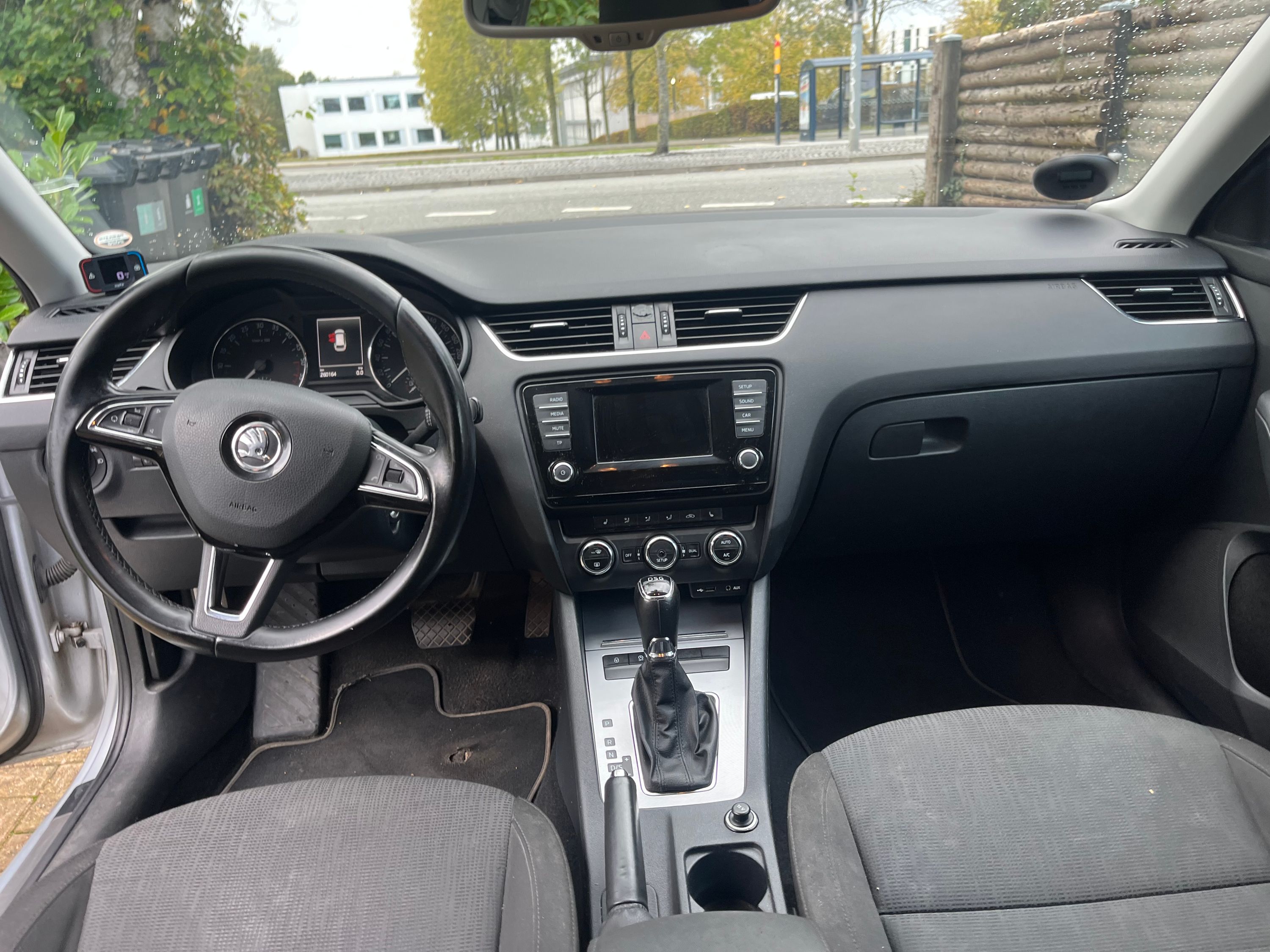 SKODA Octavia Combi Thumbnail 12