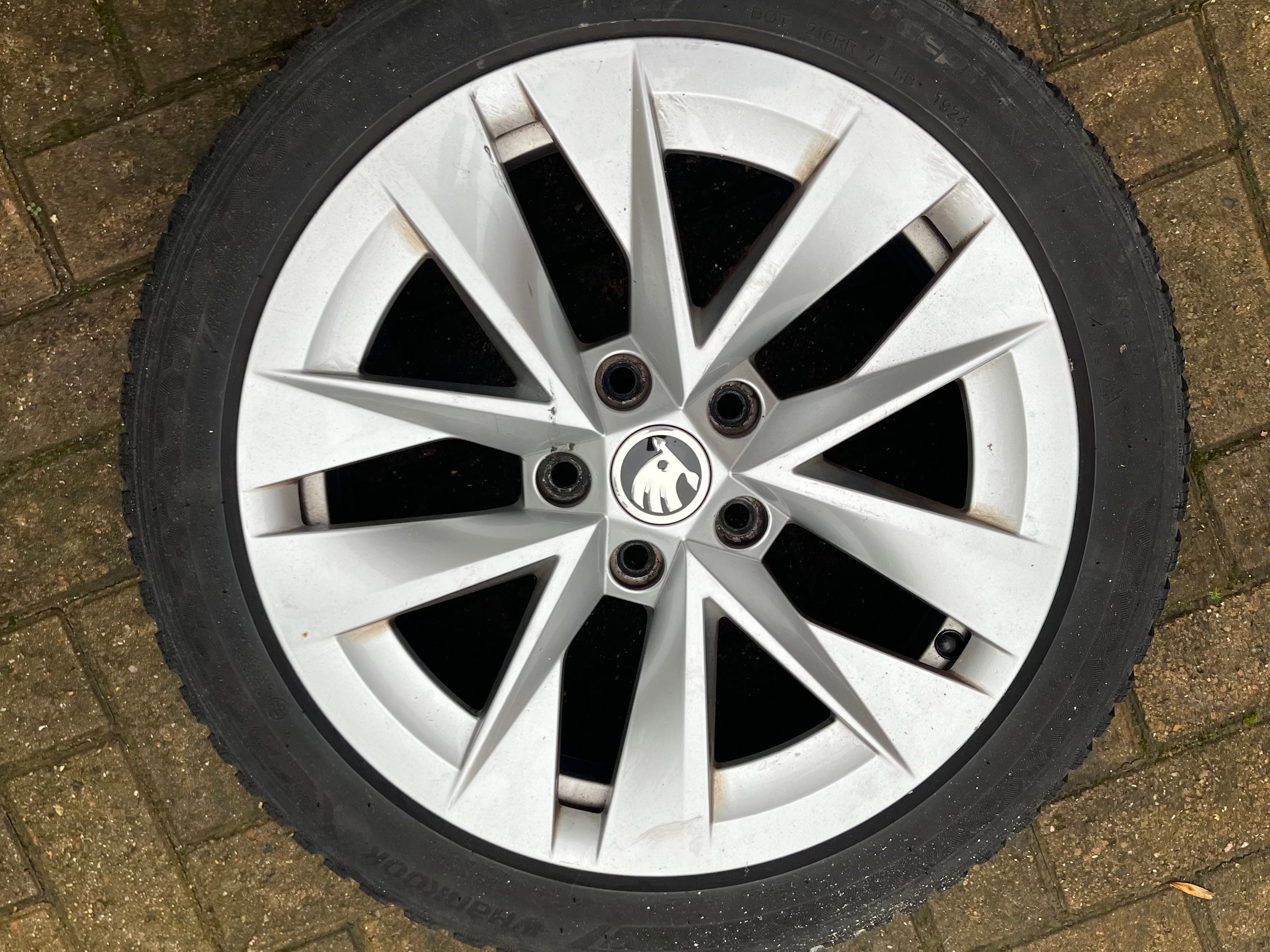 SKODA Octavia Combi Thumbnail 10