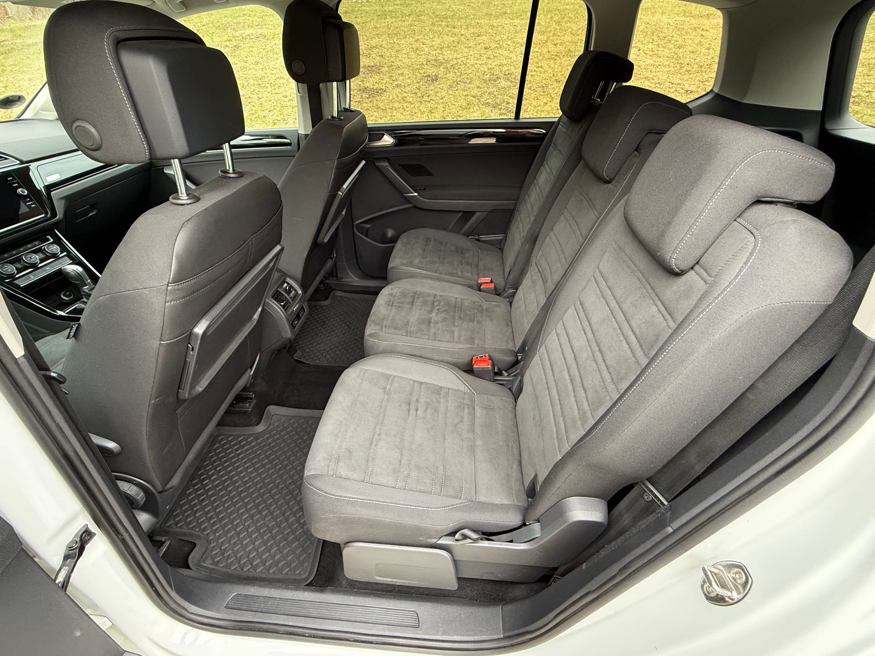 VOLKSWAGEN Touran Thumbnail 5