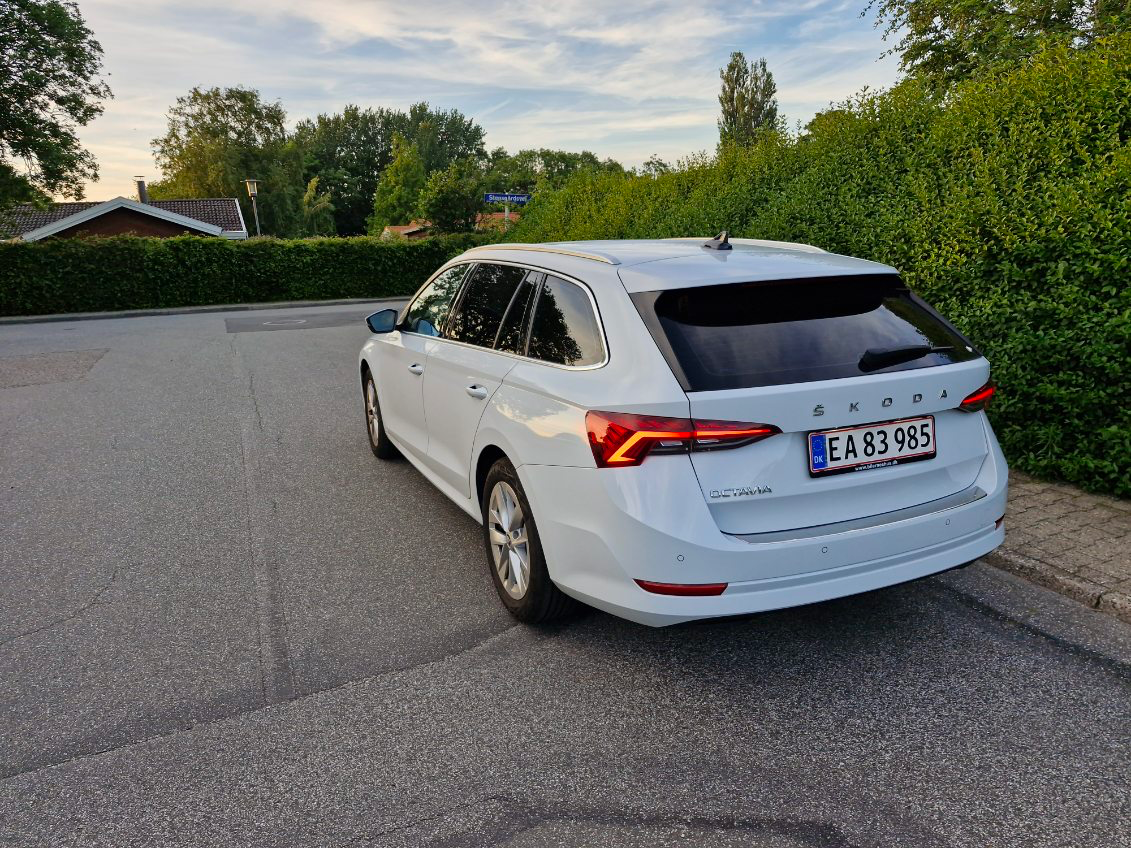 SKODA Octavia Thumbnail 7
