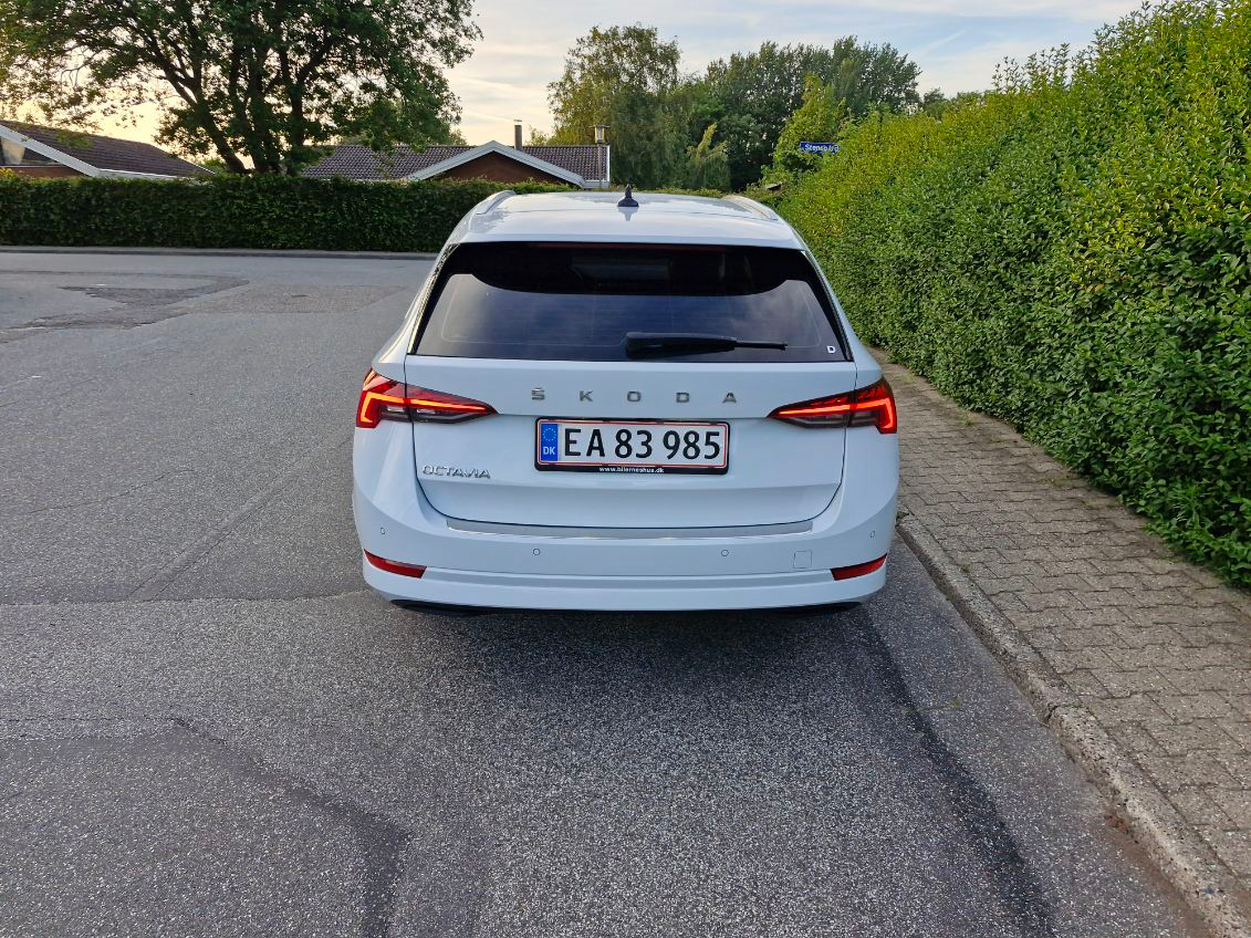 SKODA Octavia Thumbnail 6