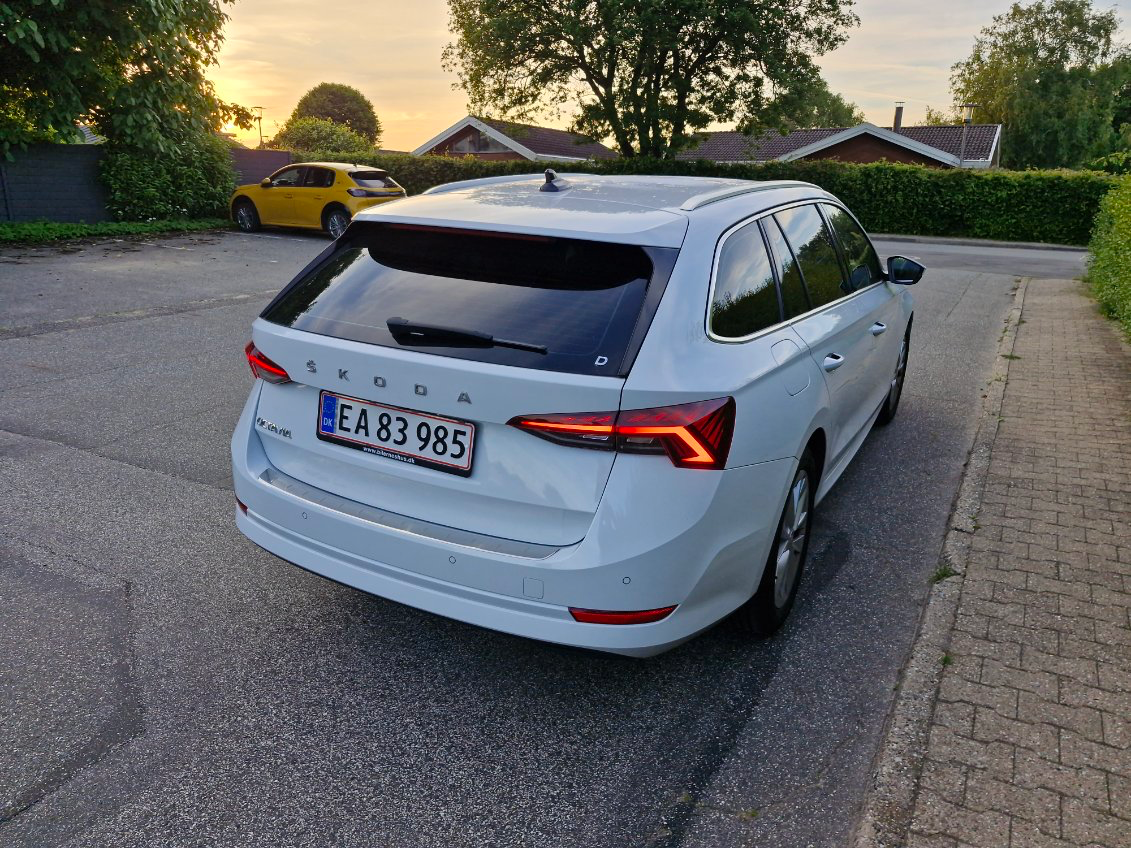 SKODA Octavia Thumbnail 10