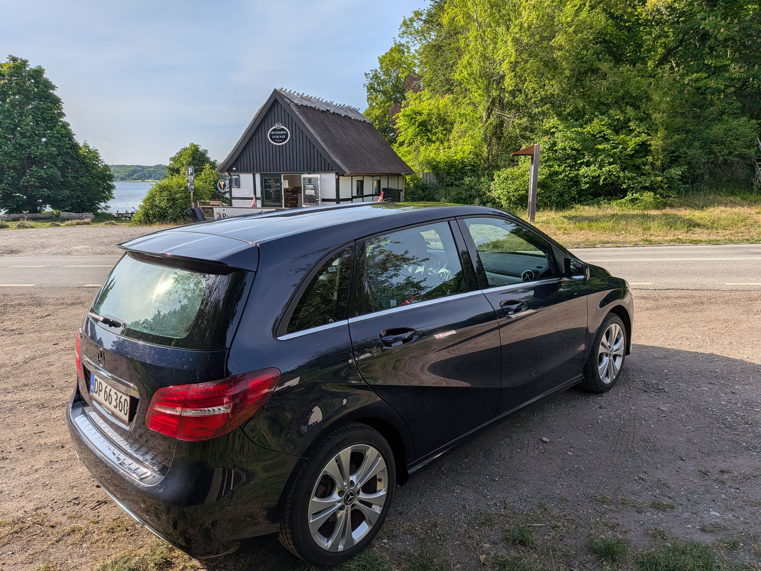 MERCEDES-BENZ B-Klasse Thumbnail 9