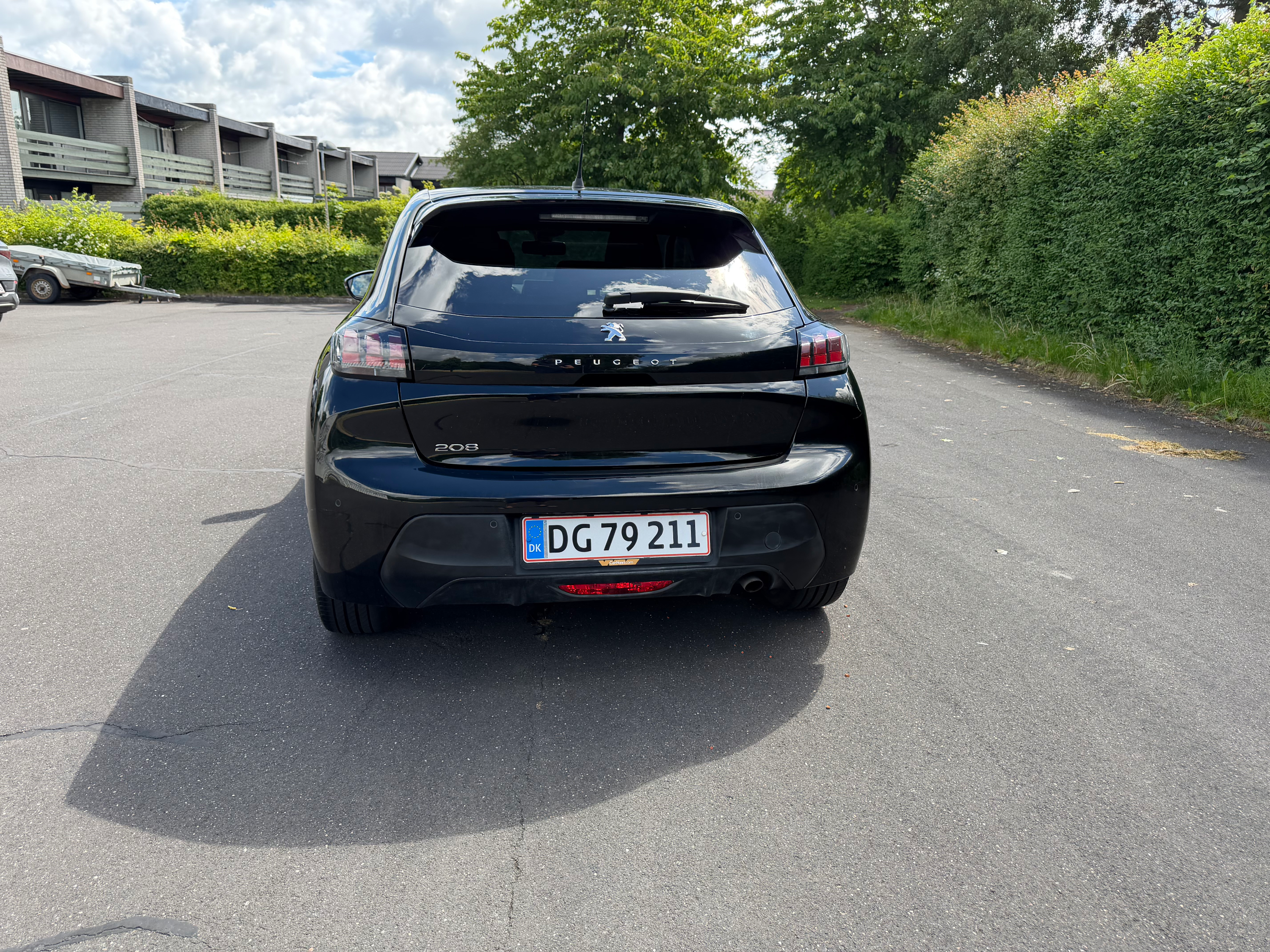 PEUGEOT 208 Thumbnail 9