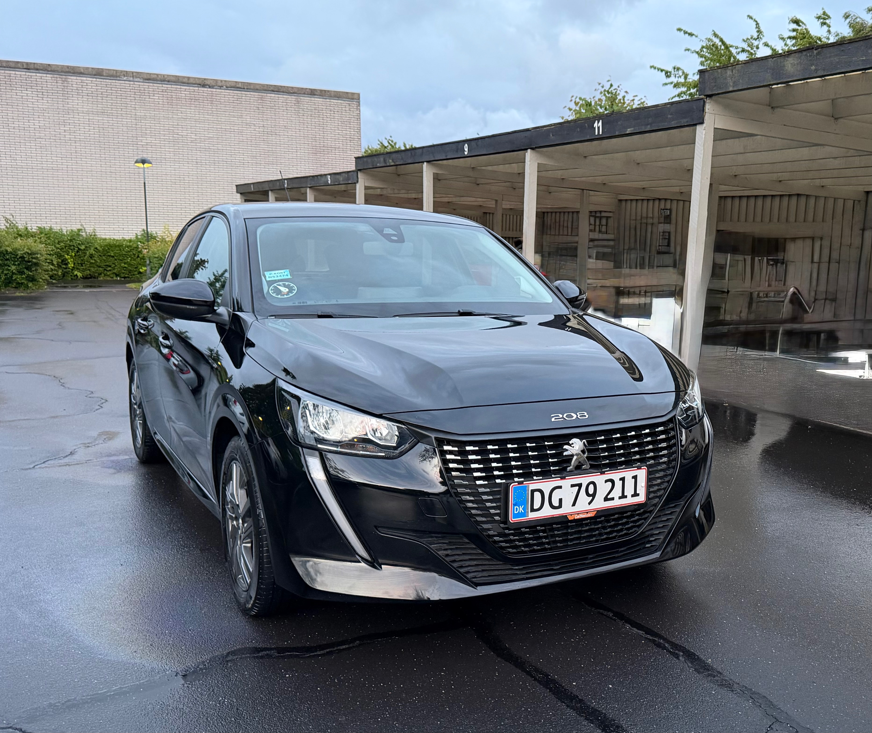 PEUGEOT 208 Thumbnail 15
