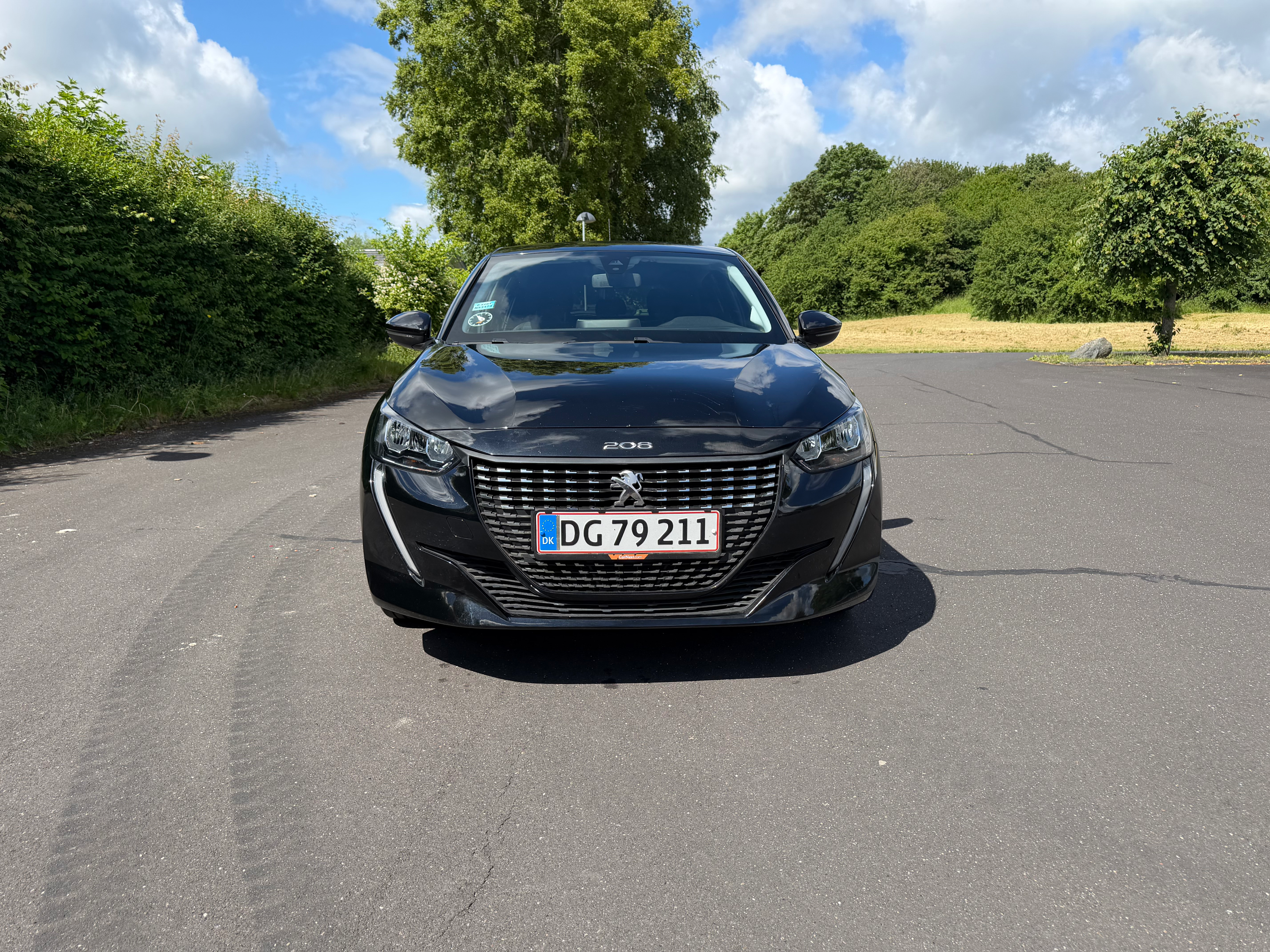 PEUGEOT 208 Thumbnail 4