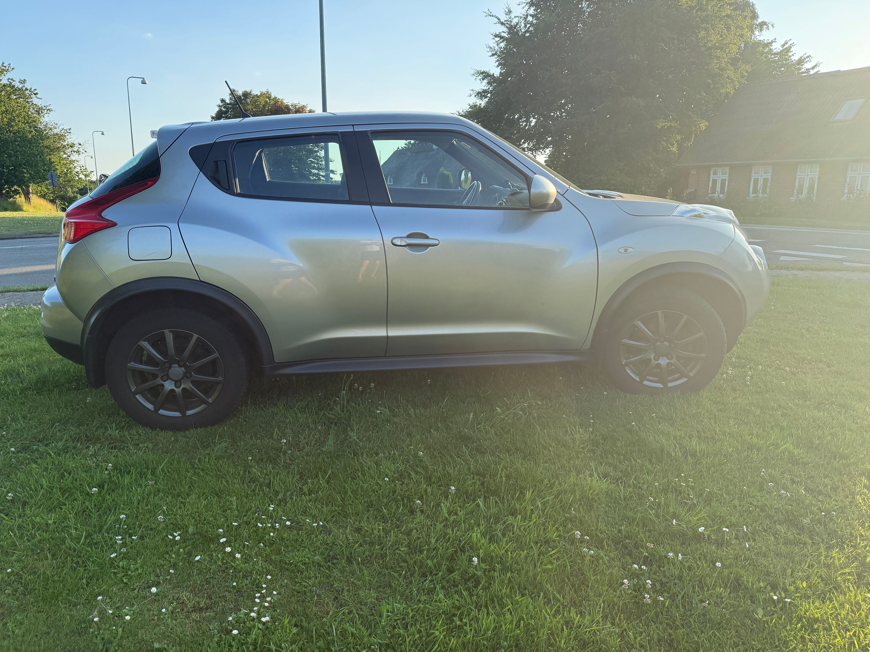 NISSAN Juke Thumbnail 4