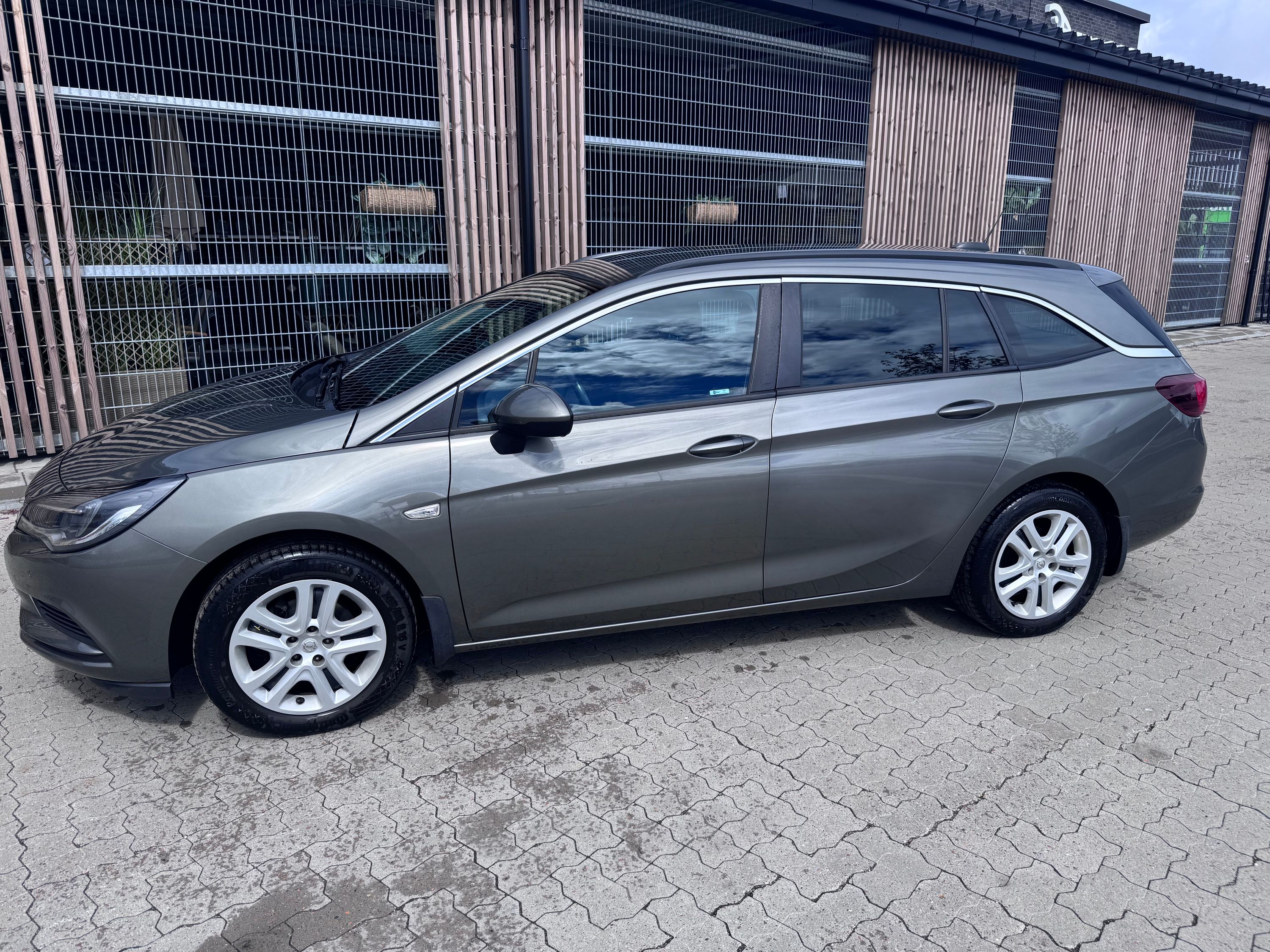 OPEL Astra 1