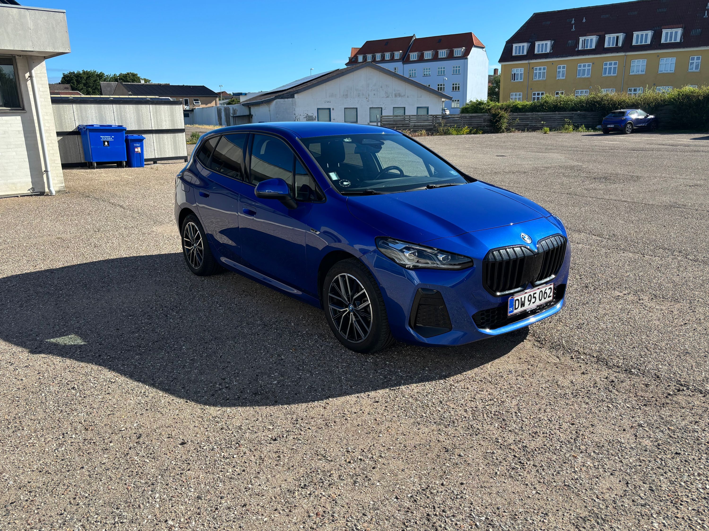 BMW 225e 1