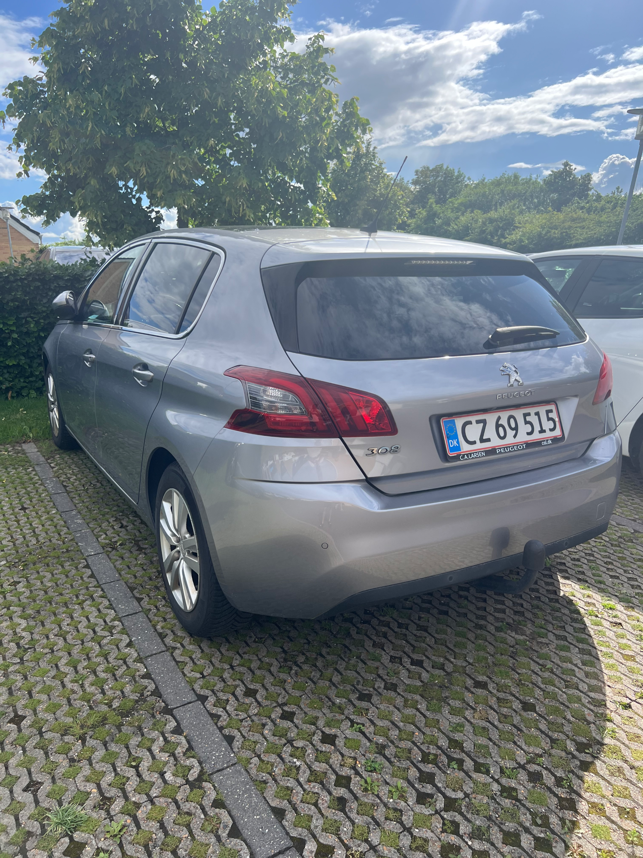 PEUGEOT 308 Thumbnail 5