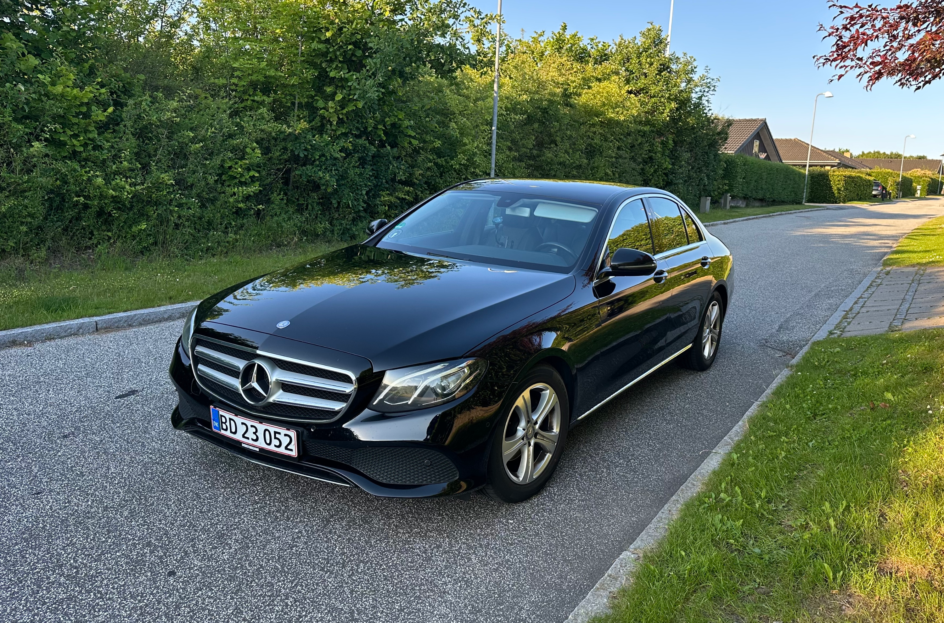MERCEDES-BENZ E-Klasse Thumbnail 4