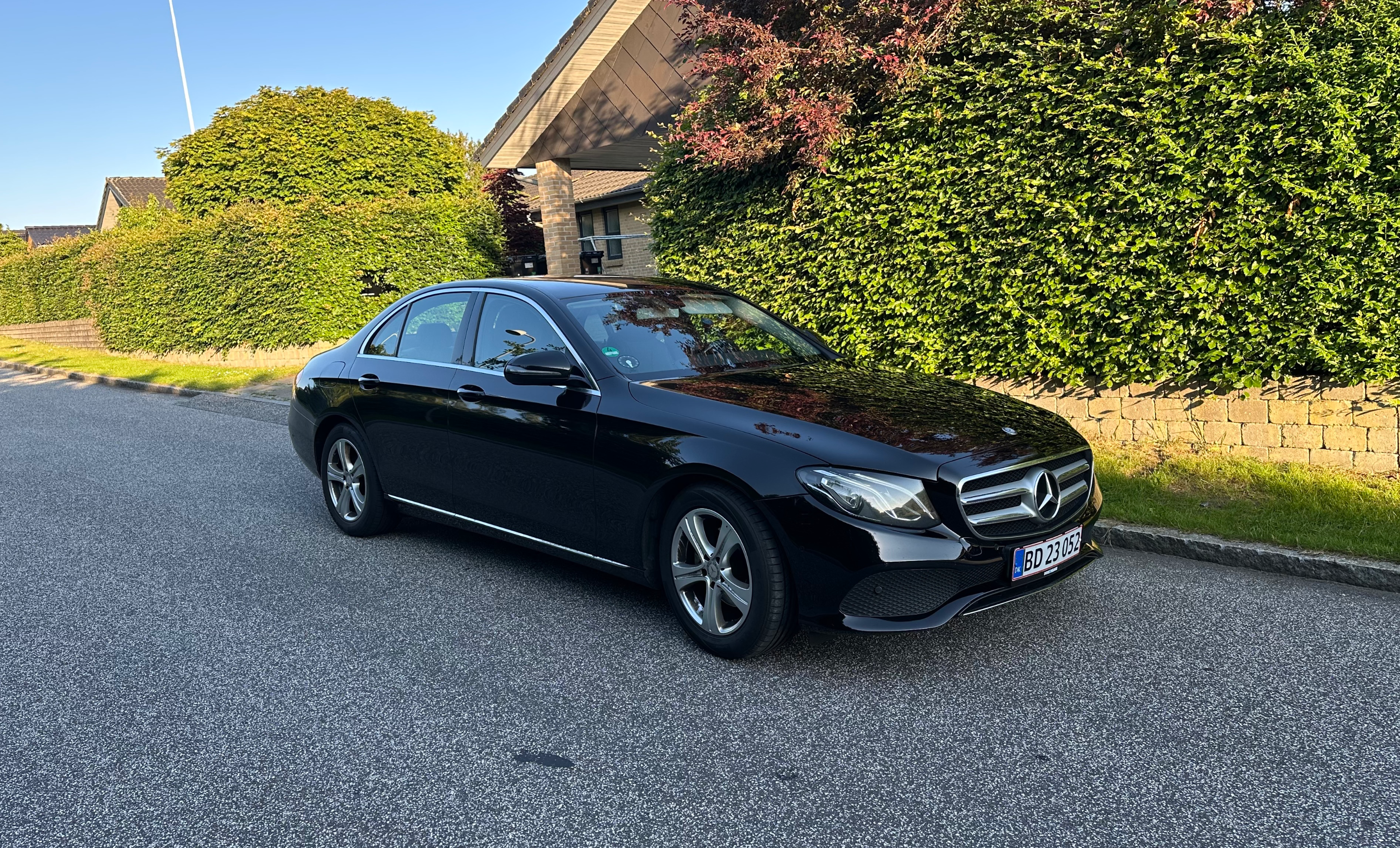 MERCEDES-BENZ E-Klasse 1