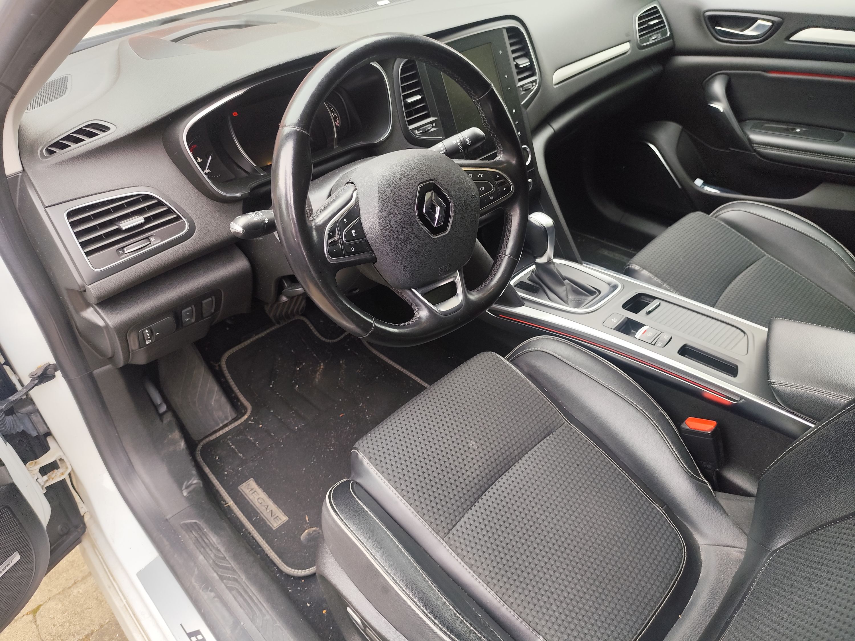 RENAULT Megane Iv Thumbnail 9